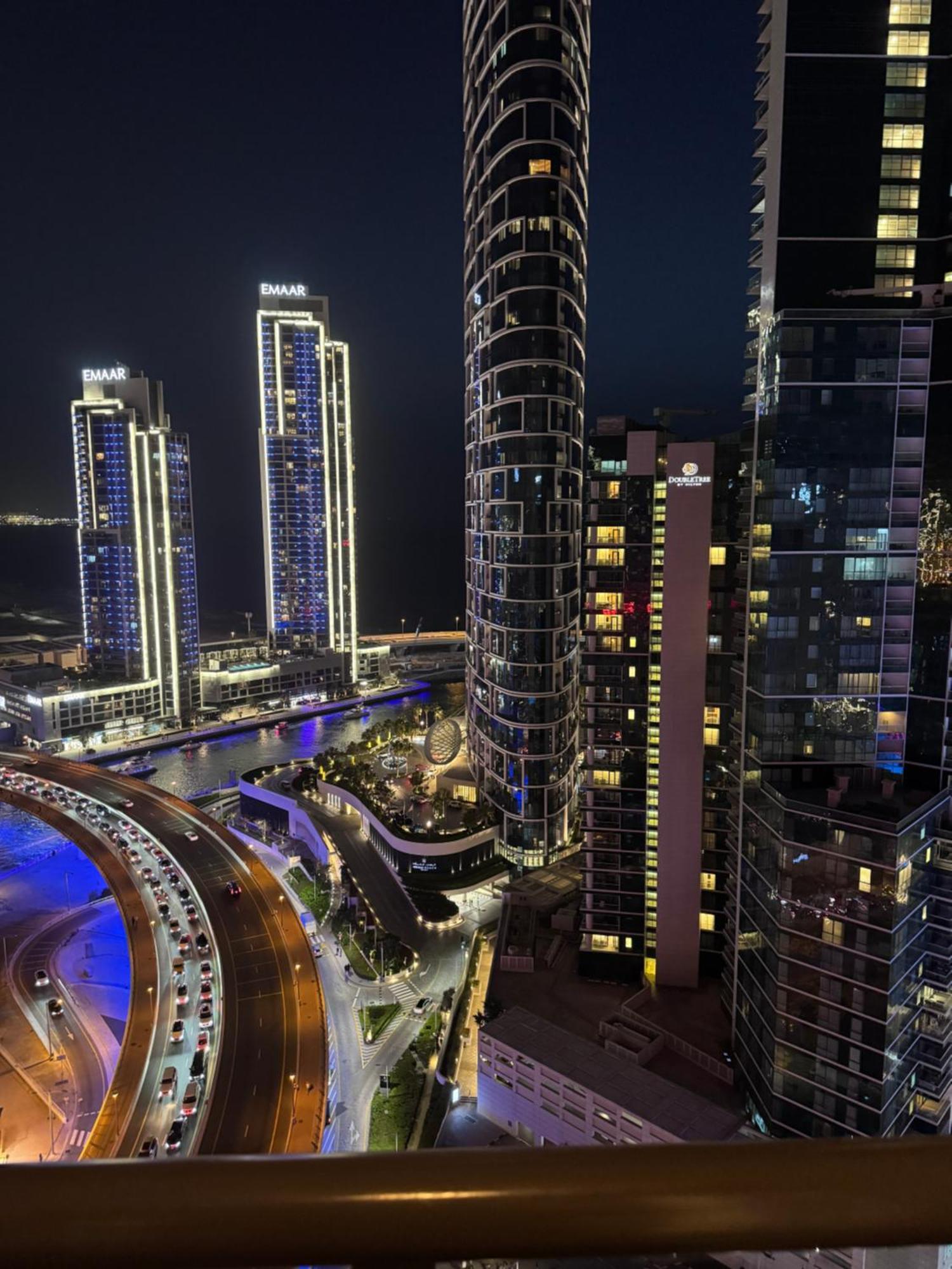 One Bedroom Partially Sea View In Jbr The Walk 4* Dubaï