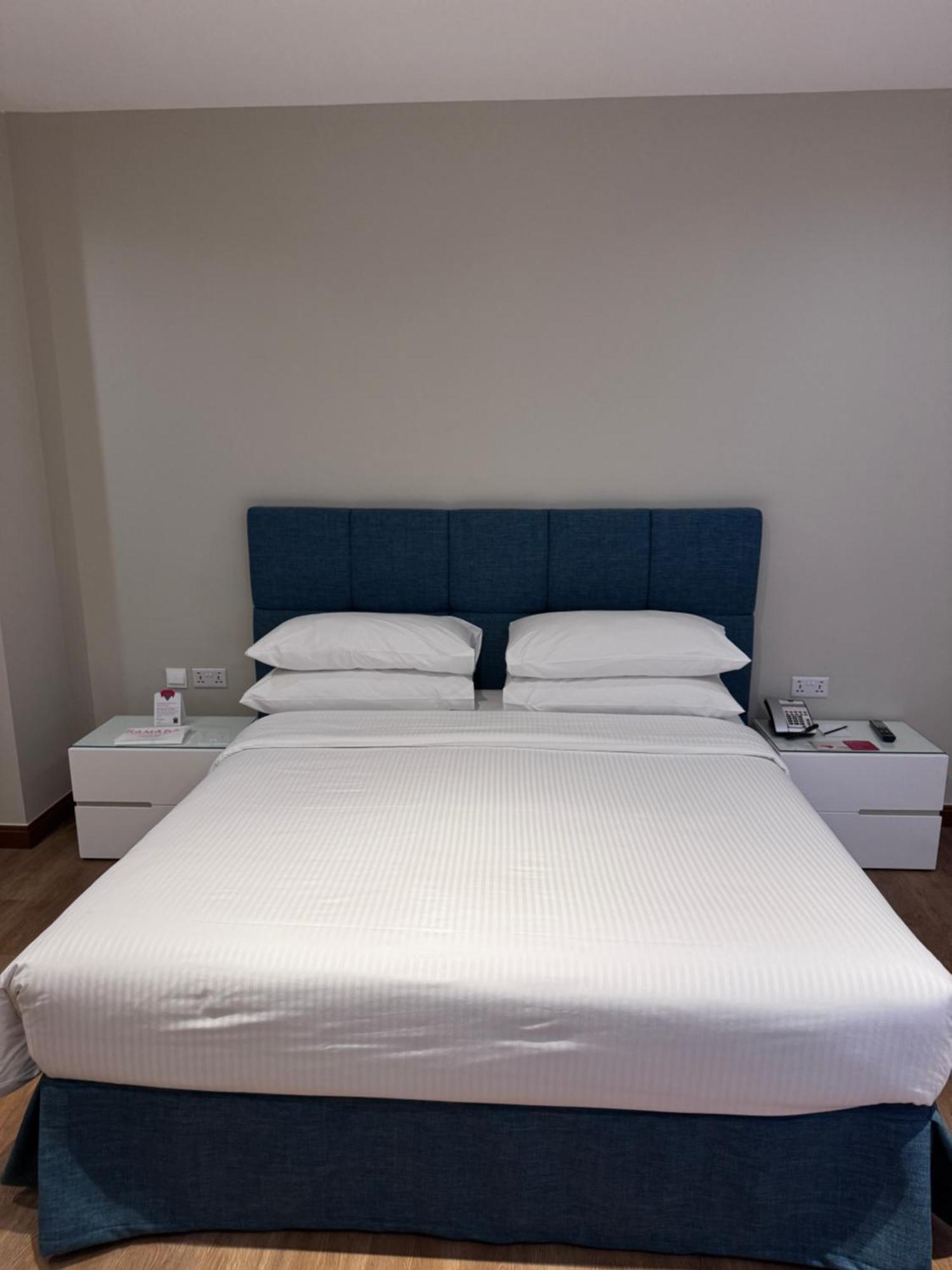 One Bedroom Partially Sea View In Jbr The Walk Dubaï