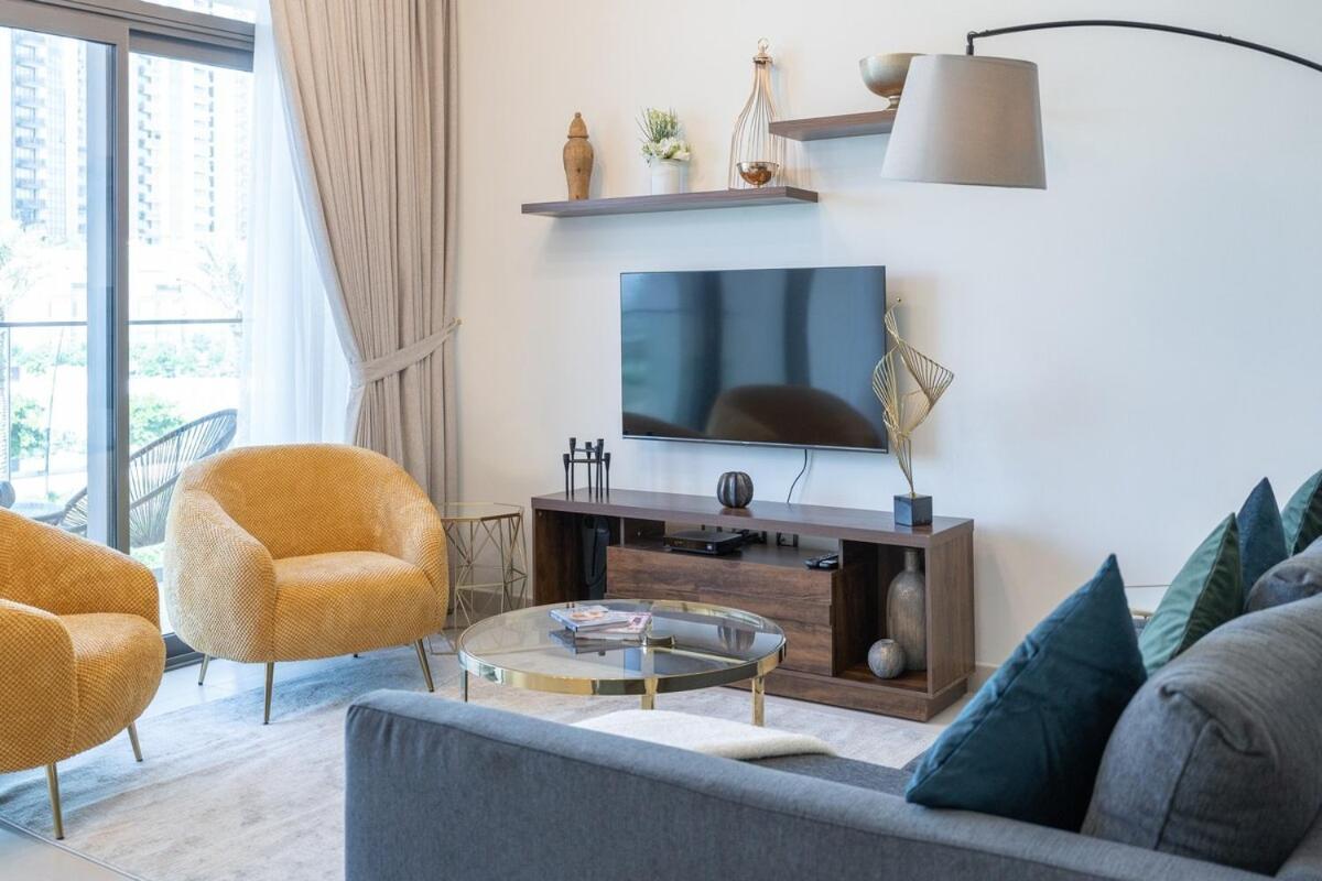 Bright & Elegant 2br In Creek Harbour Dubaï