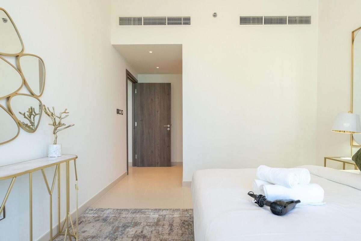 Bright & Elegant 2br In Creek Harbour Appartement