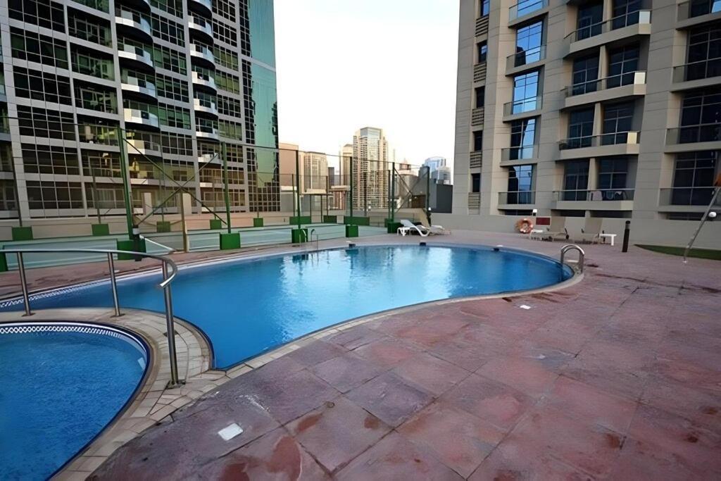 Great Marina Beach-Front Whole Flat With Amazing View, Many Activities & En-Suite Rooms Appartement Dubai