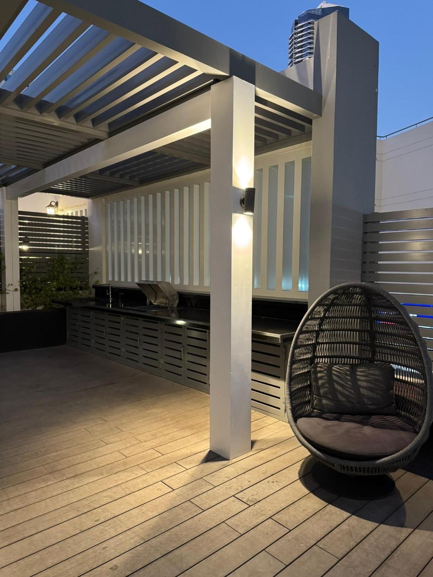 Promo I Sea View I 1 Bedroom I One Tower I Marina Apartament Dubai