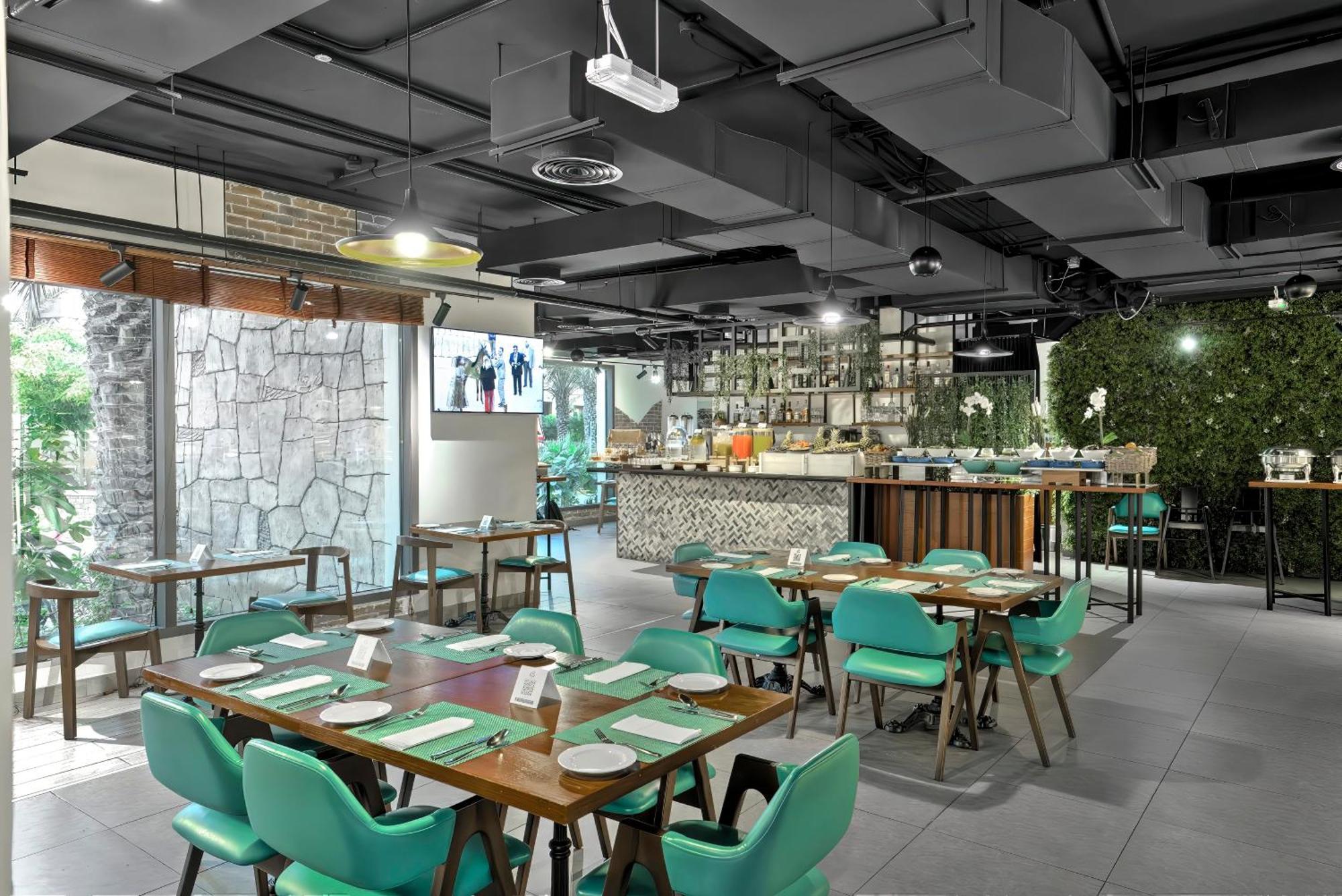 Wyndham Residences The Palm Complex 5*