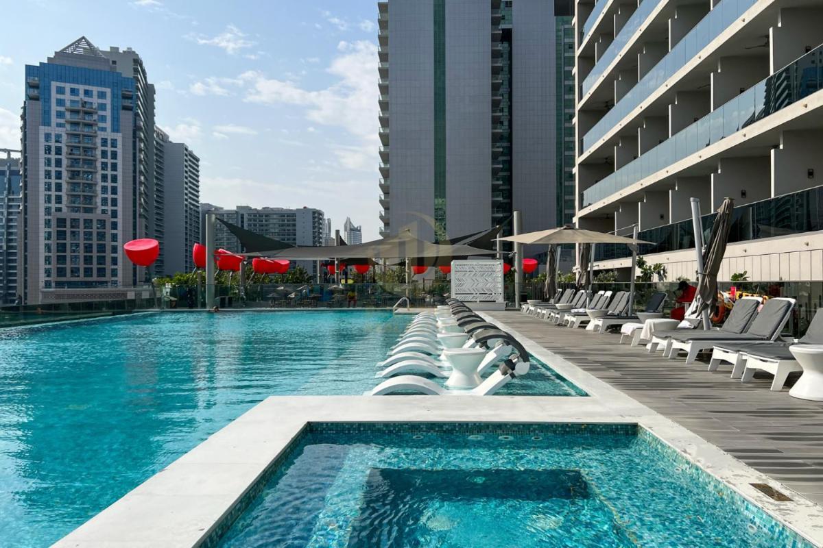 Elegant 2br Business Bay Near To Mall & Burj Khalifa -1802 Apartemen Dubai