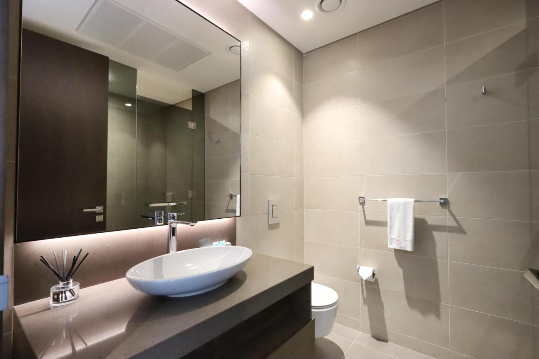 2br Sunset View -jumeirah Living Marina Gate Dubai