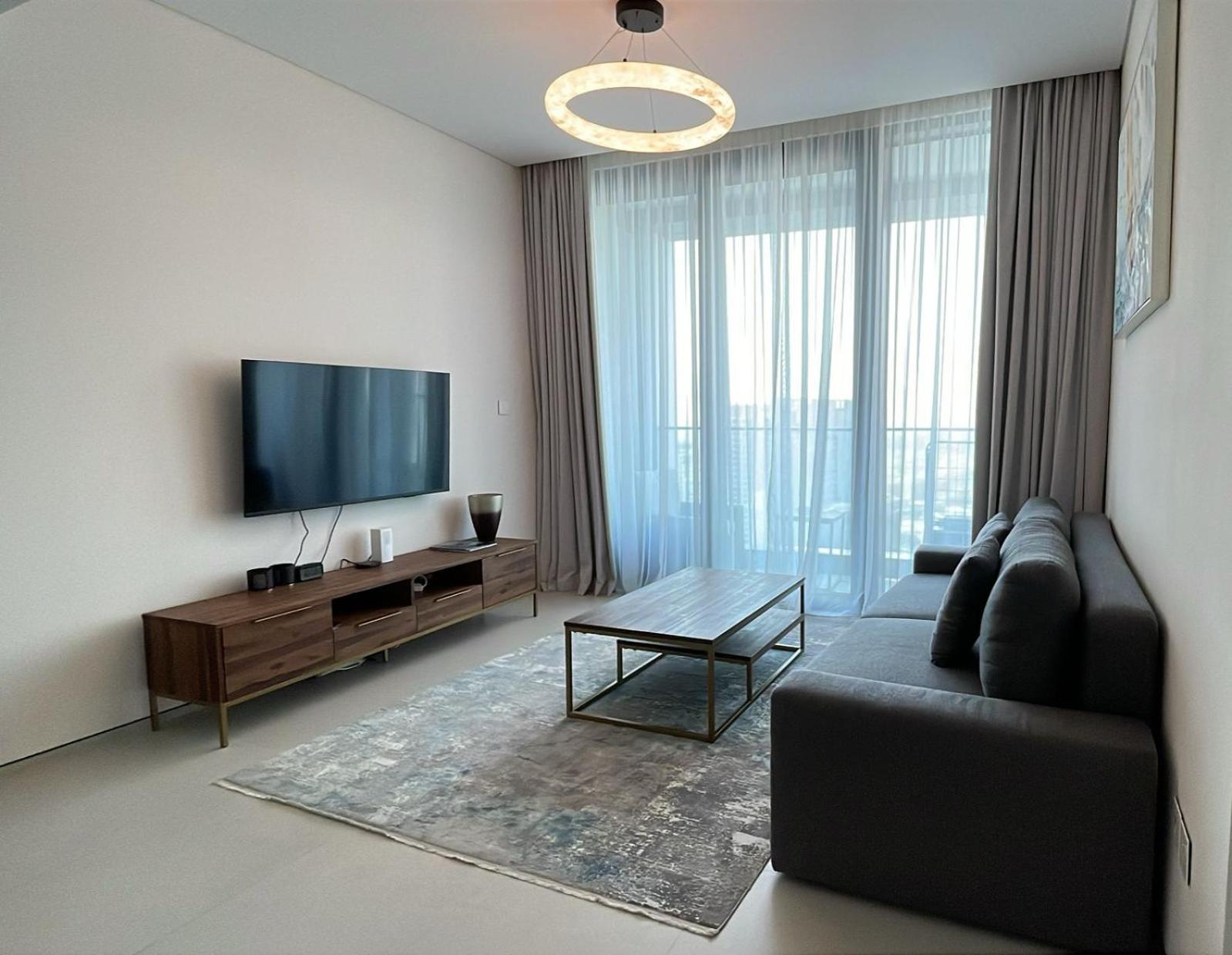 Stylish 1br Is Address