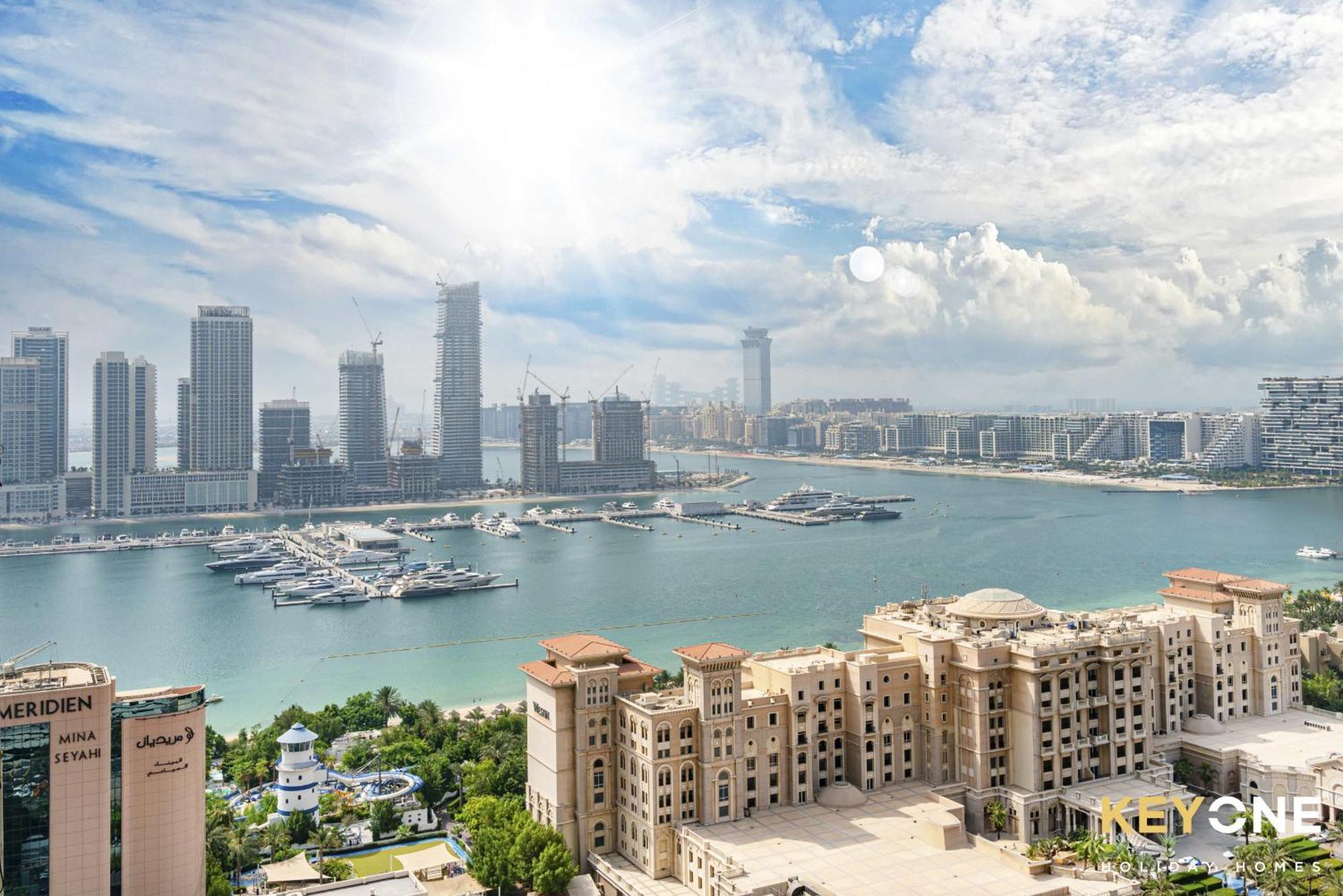 Fascinating Ocean Views In A One Bedroom Appartement *