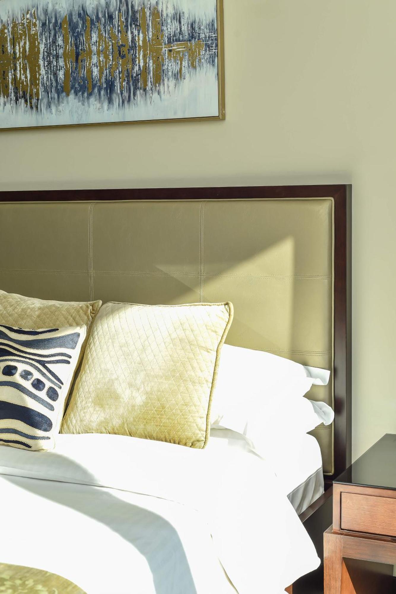 Luxury Living At The Address Marina! Apartment