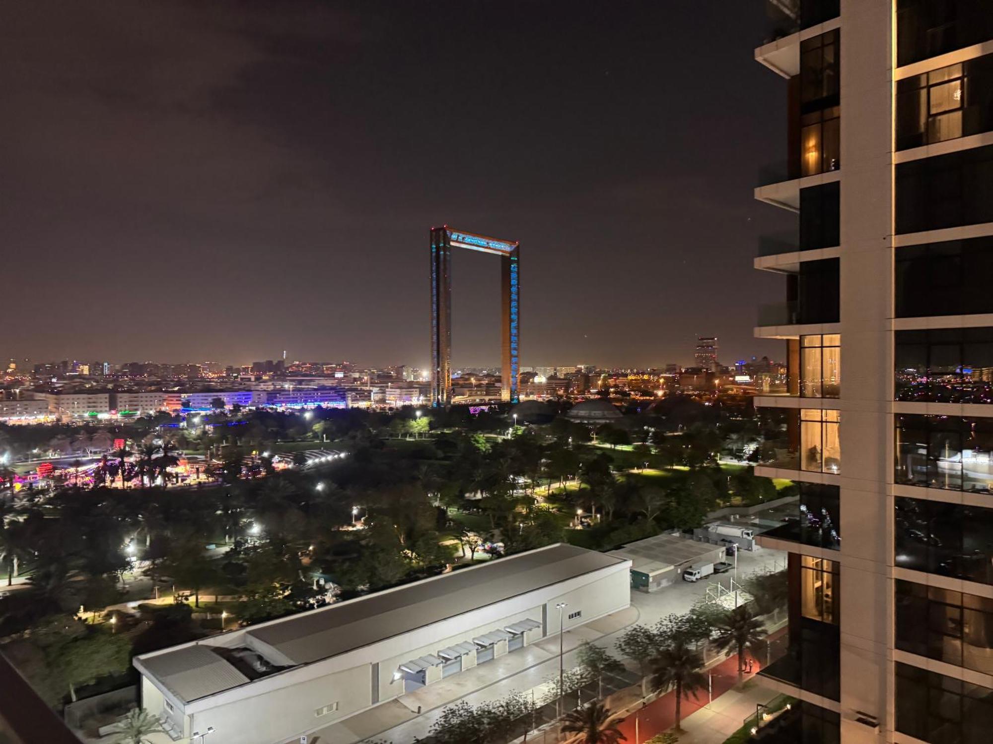 Ashri Luxe Spacious Near Metro, Frame * Dubai
