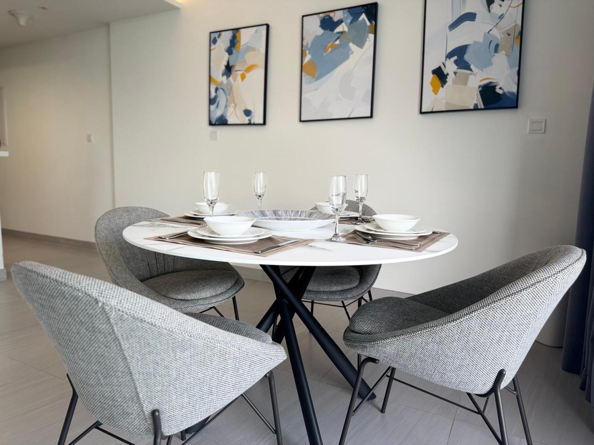 Apartamento Ashri Luxe Spacious Near Metro, Frame
