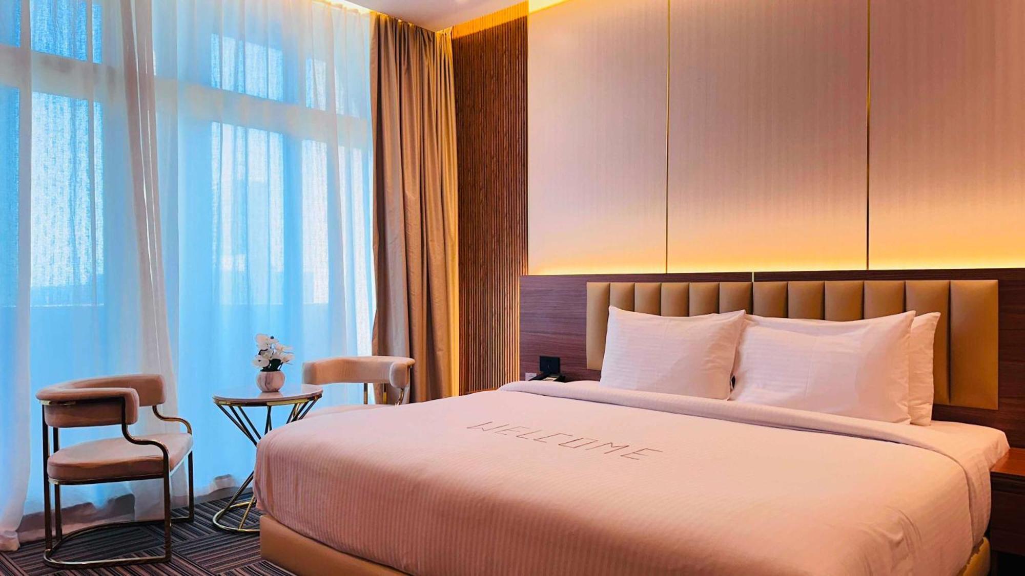 Emirates Grand Apartamento Dubái