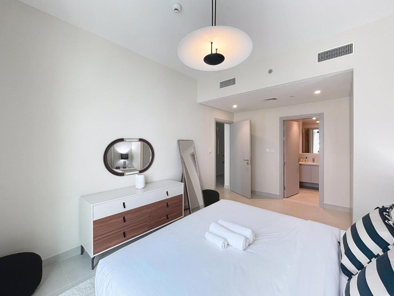 Appartement Creek Palace - Minimalist Two Bed In Creek Harbour Dubaï