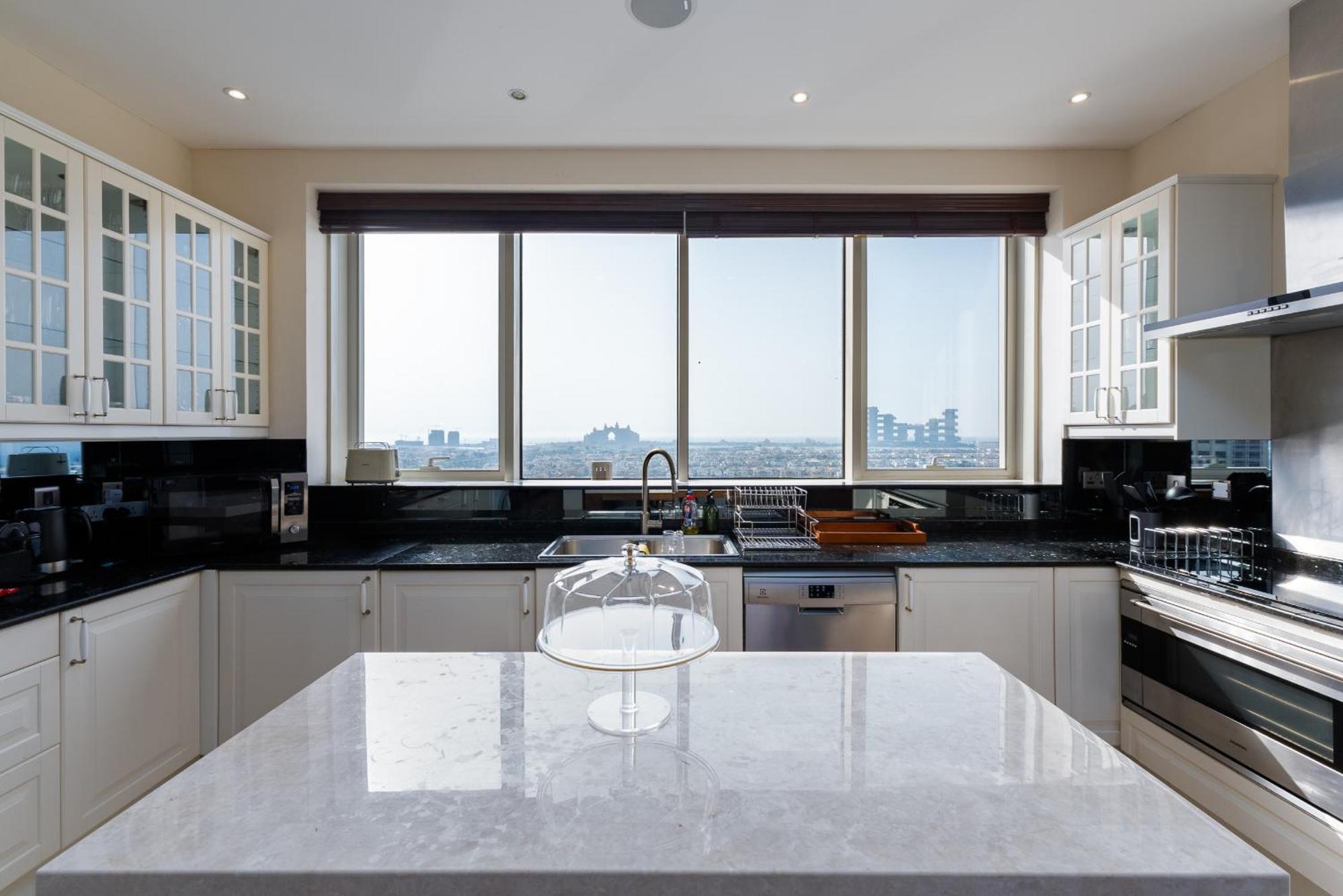 Tiara Residences, Palm Jumeirah - Mint Apartamento Dubai