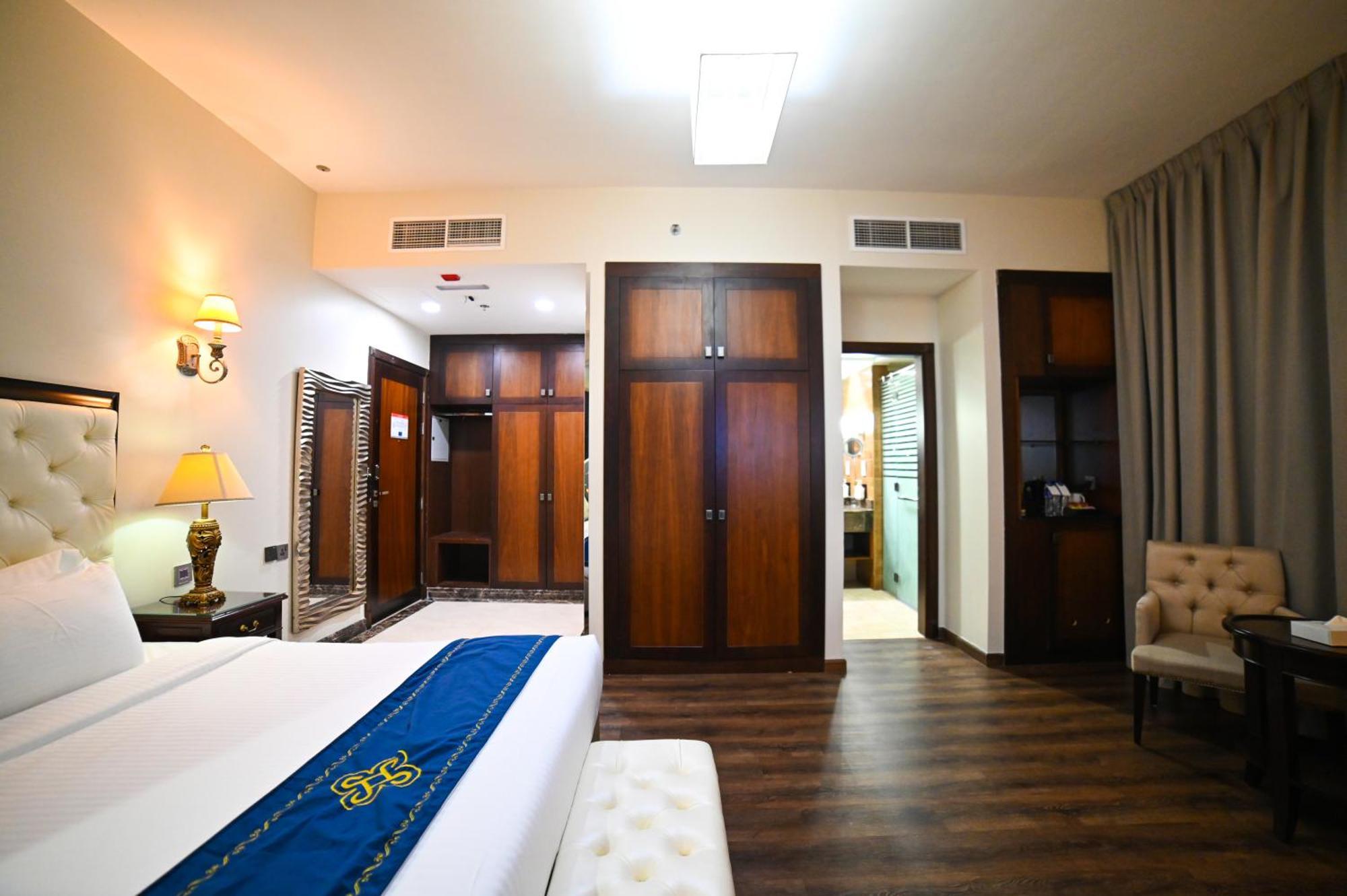 Hotel Seven Seas Dubai