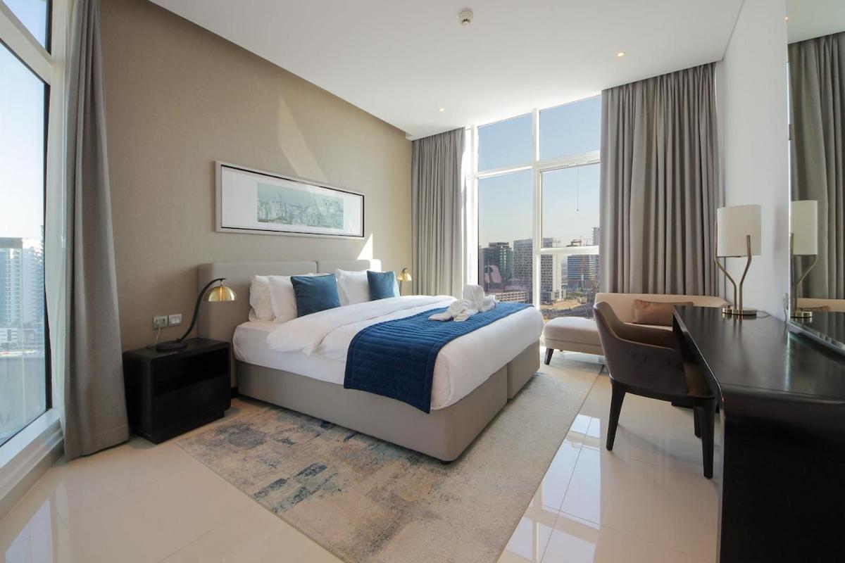 Exclusive 2br Damac Prive With Balcony & Canal View Dubái