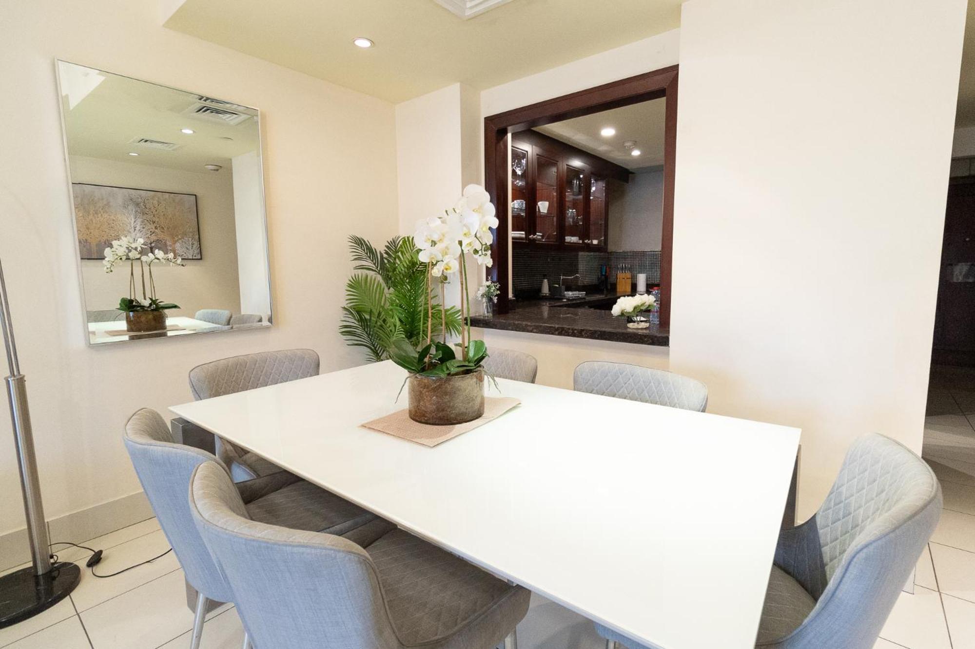 Happy Season - Reehan 1 - Downtown - 2-bedroom *