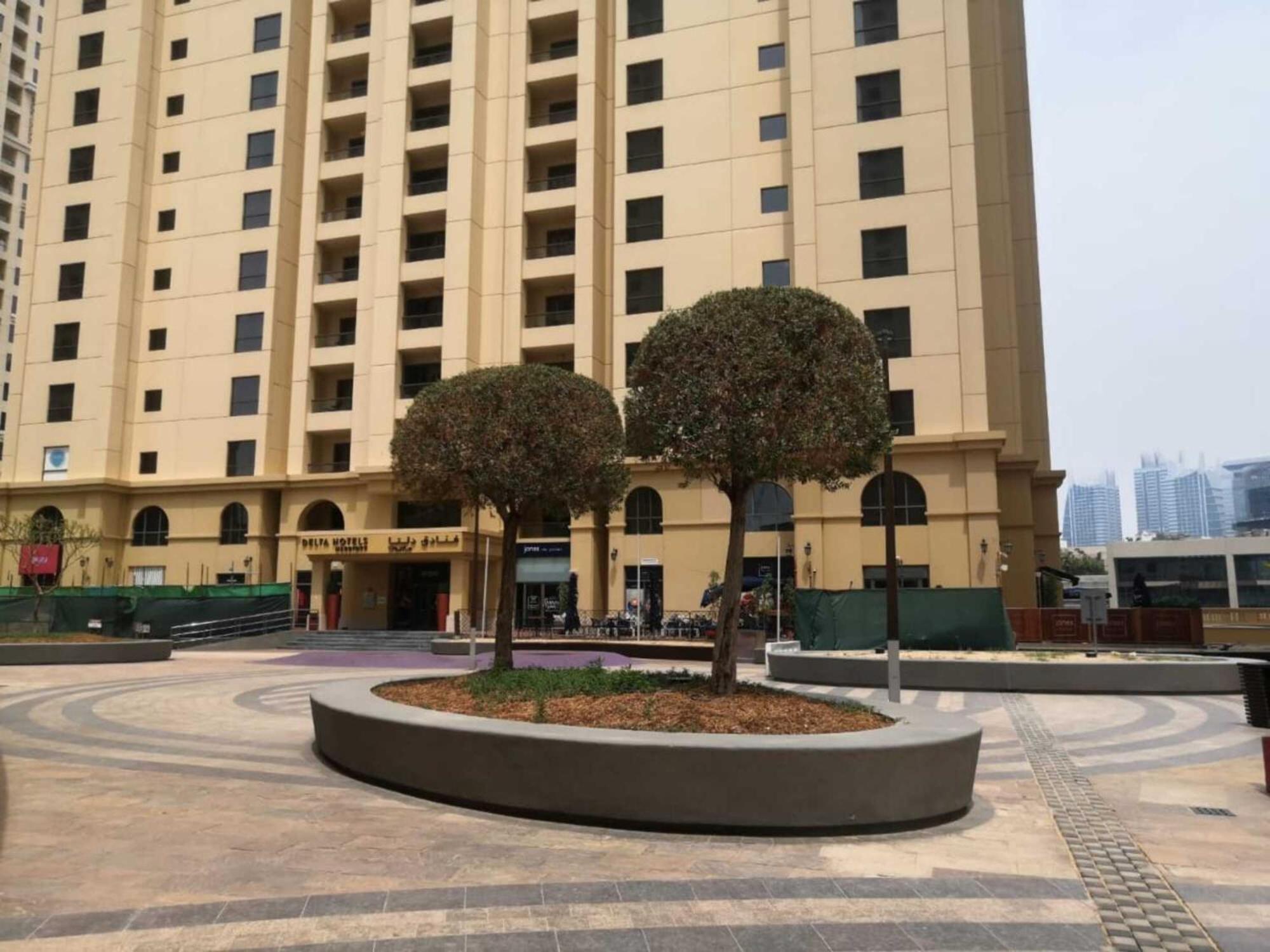 Couette-café Ahlan New Horizon Marina Jbr Dubaï