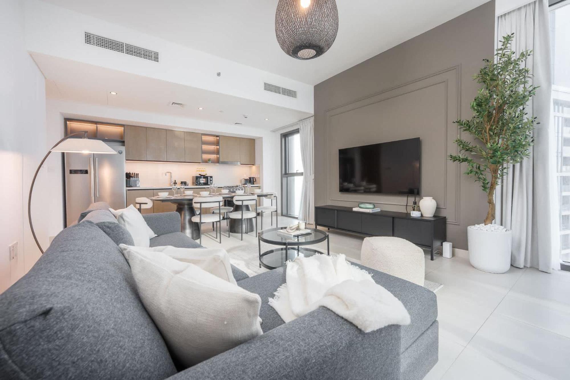 Full Burj Khalifa Views In Amazing 2 Bedroom Appartement