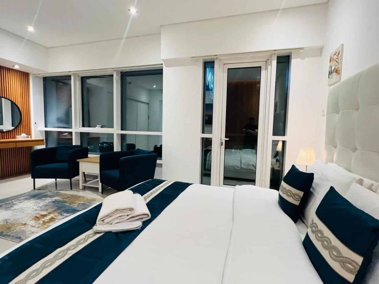 Private In 3 Bedroom Skynest Homes Marina Pinnacle Pensionat *
