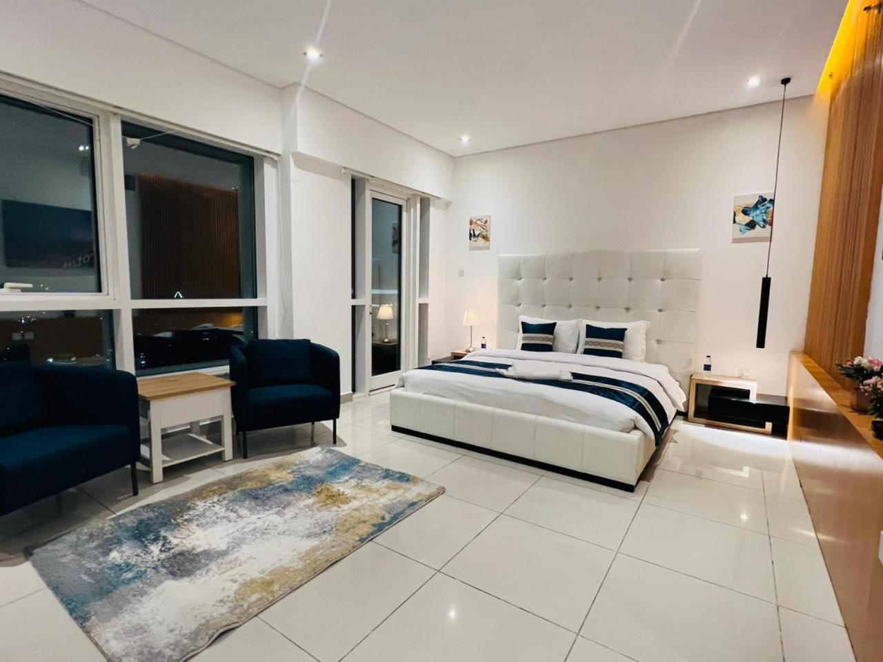 Pensionat Private In 3 Bedroom Skynest Homes Marina Pinnacle *
