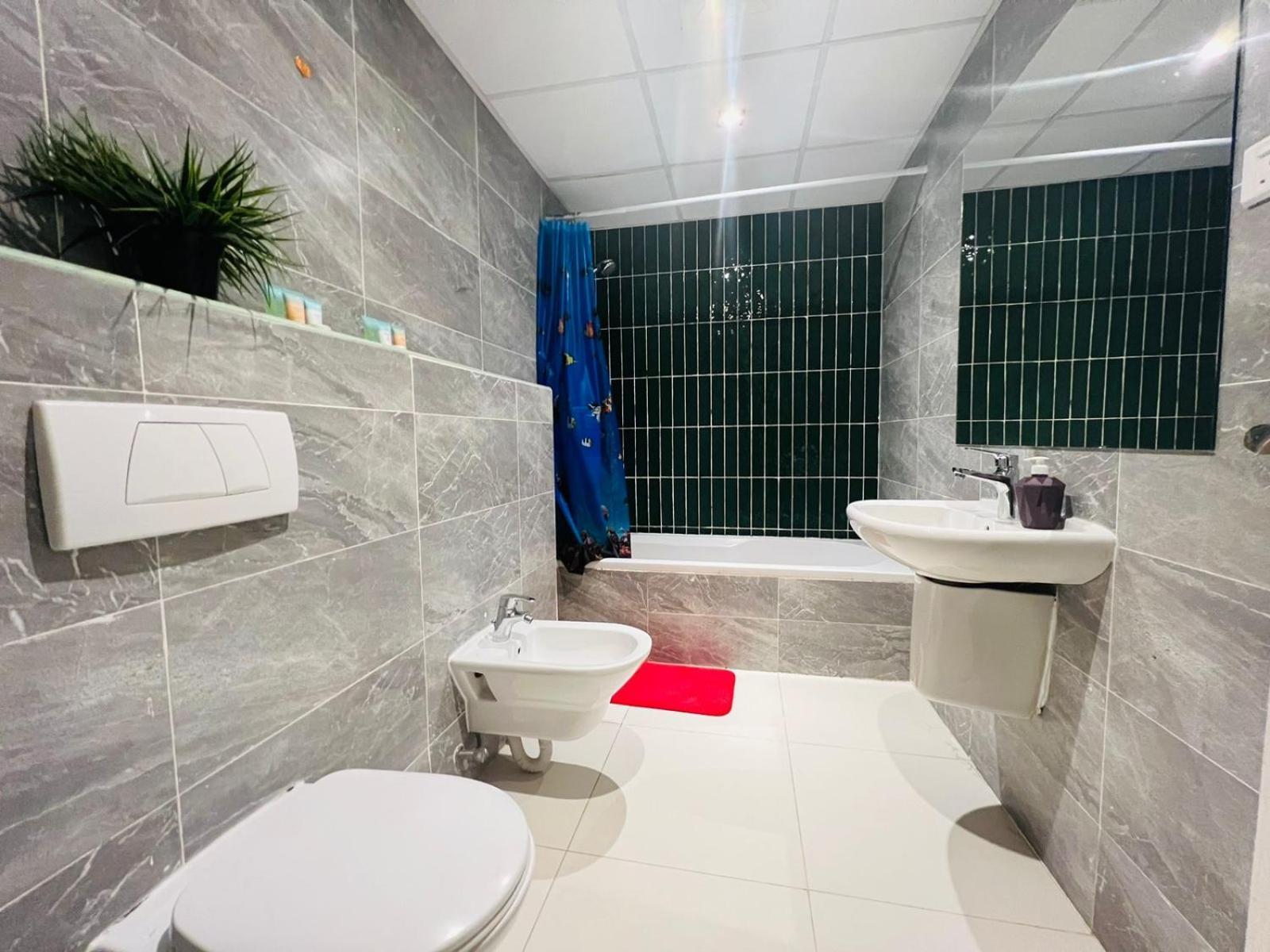 Private In 3 Bedroom Skynest Homes Marina Pinnacle Pensionat Dubai