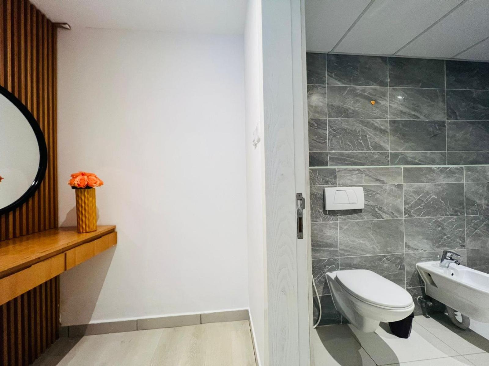 Private In 3 Bedroom Skynest Homes Marina Pinnacle Dubai