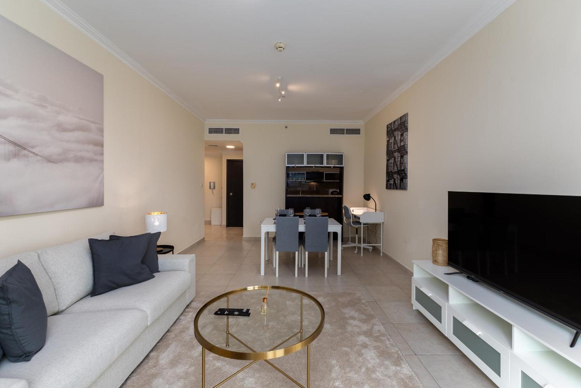 Marina Quays West, Marina - Mint