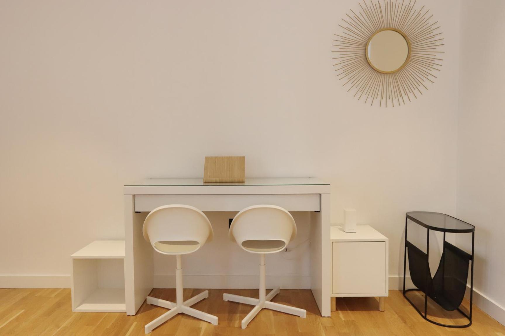 Livbnb-upgraded 2br Maid's With Sea View Apartment *