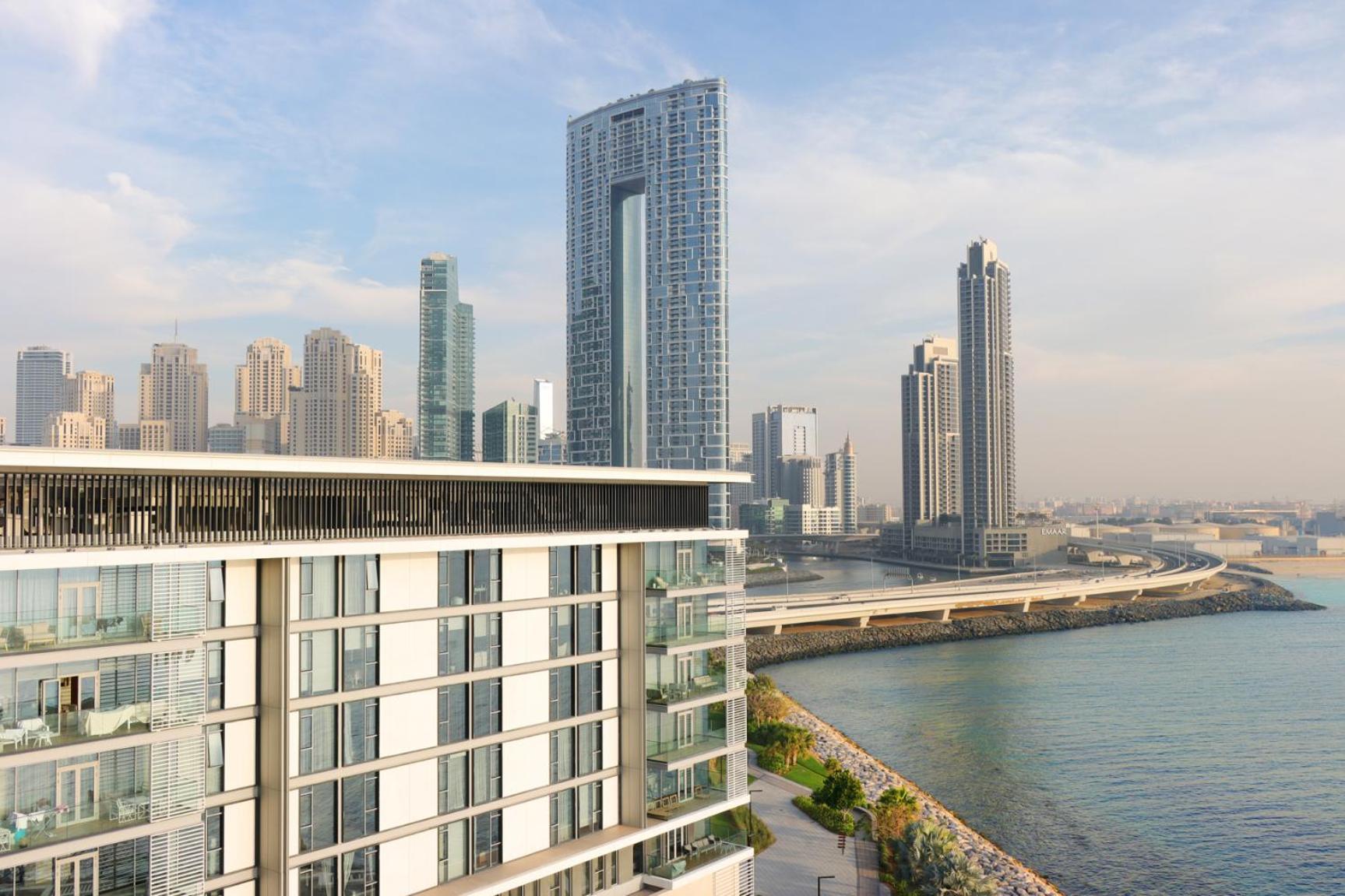 Livbnb-upgraded 2br Maid's With Sea View Apartment *