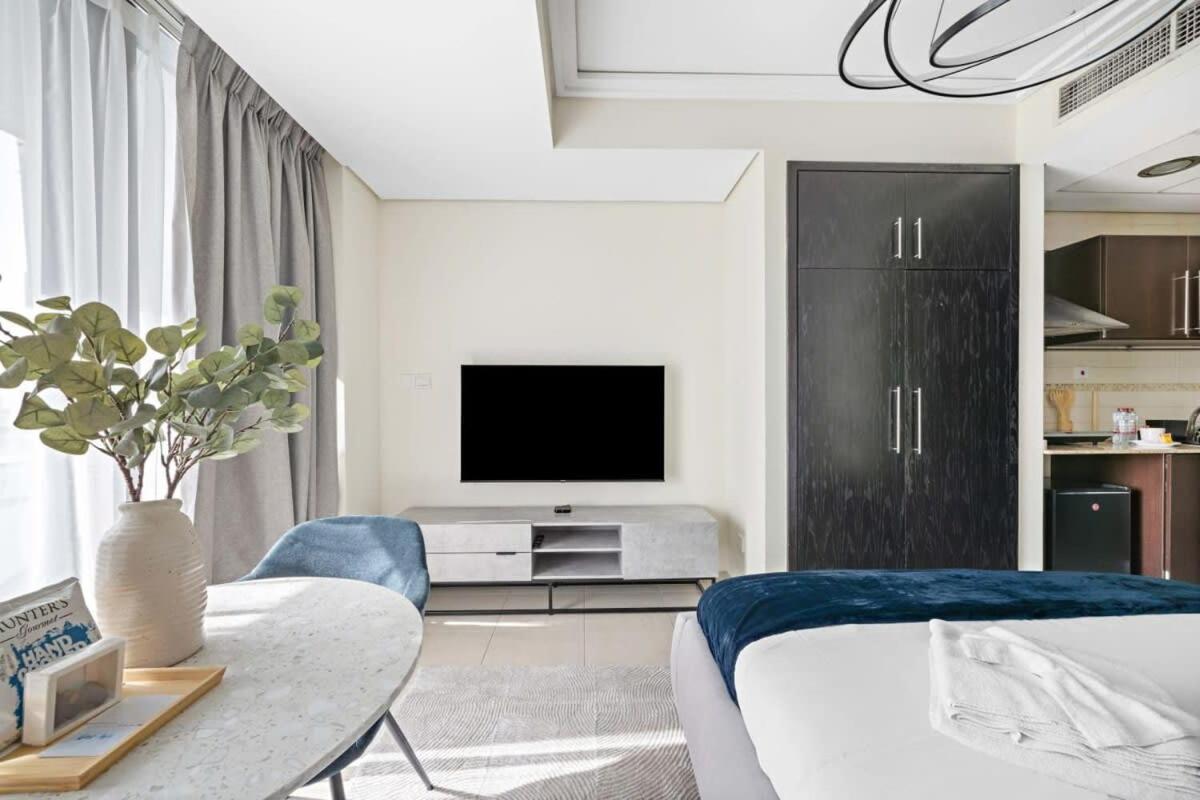 Appartement Silkhaus Spacious Near Almas West