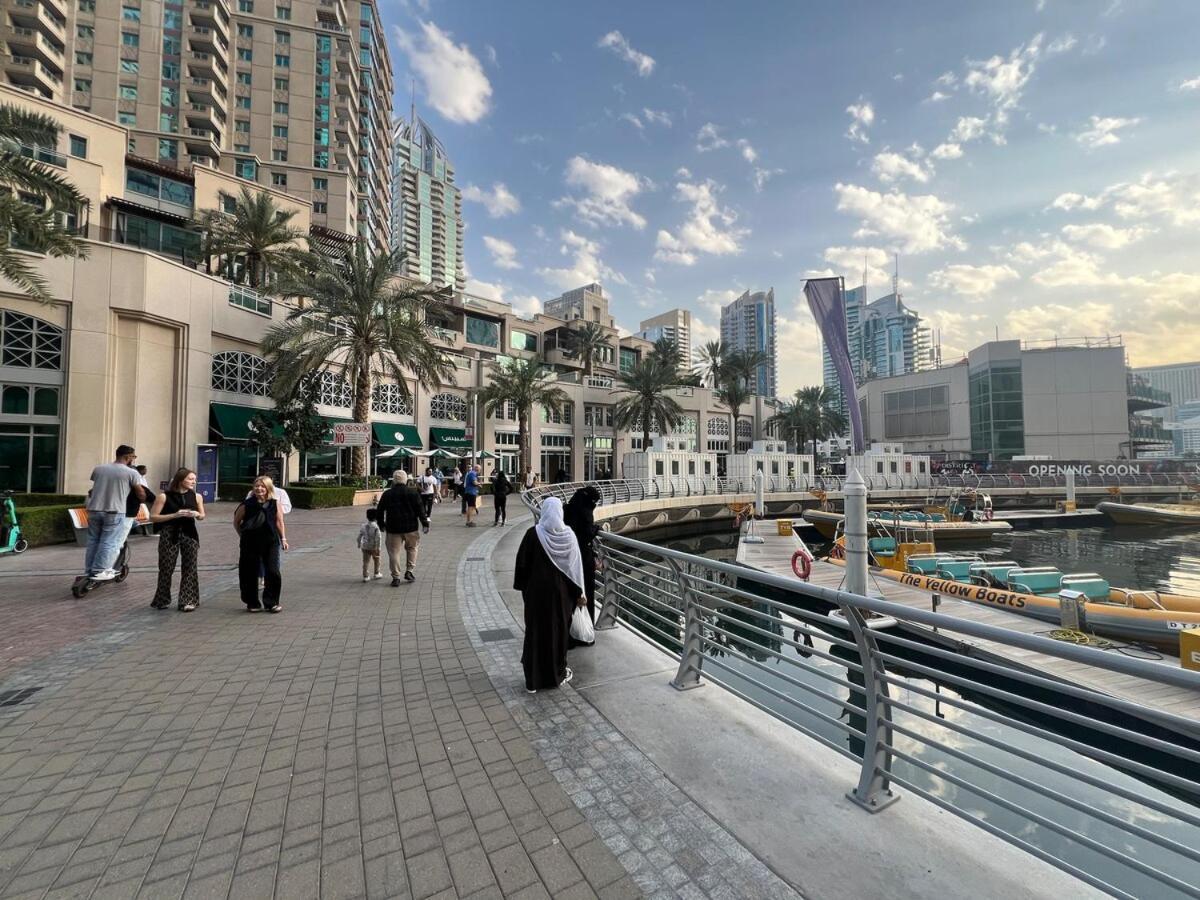 Sea View 1 Bedroom Flat, Luxury Amenities, Near & Tram With Free Parking In Marina Appartement Dubaï