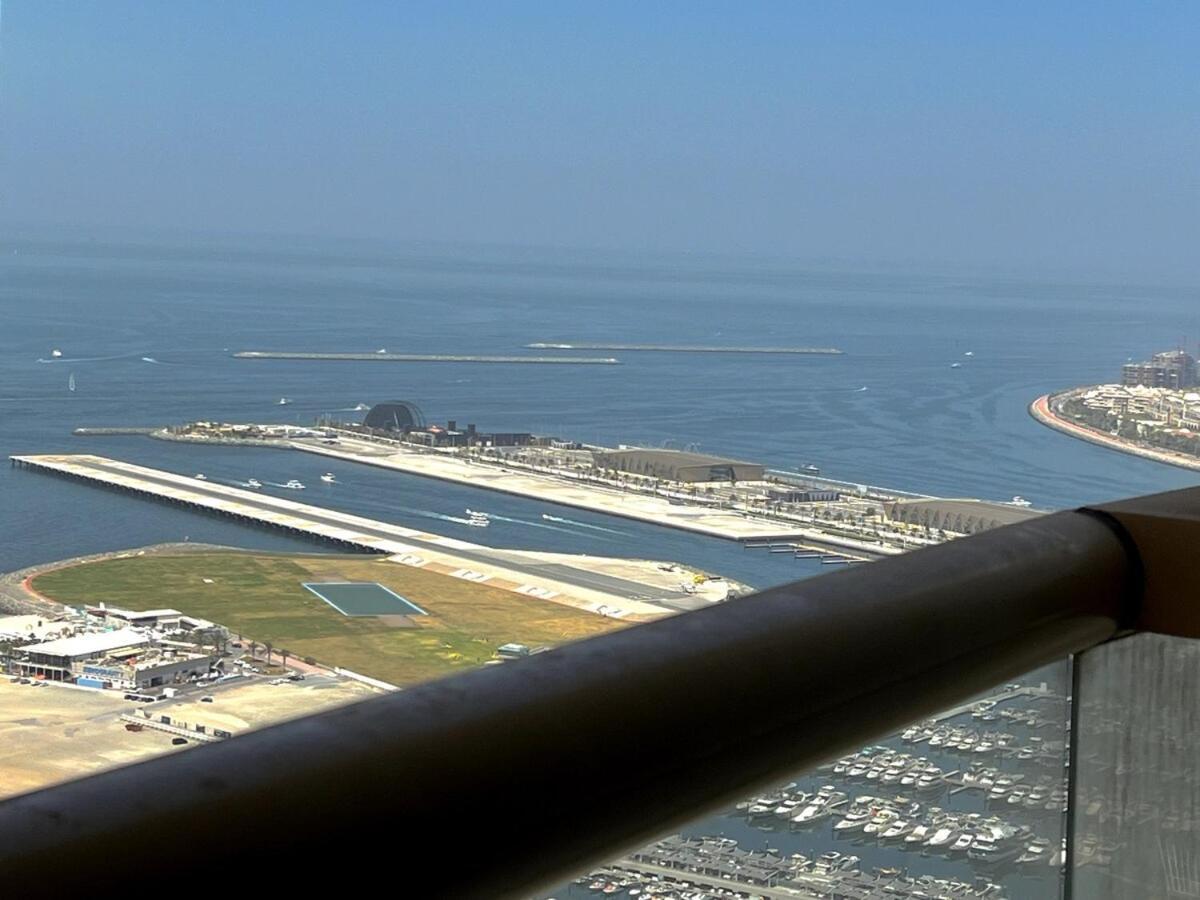 Sea View 1 Bedroom Flat, Luxury Amenities, Near & Tram With Free Parking In Marina Appartement