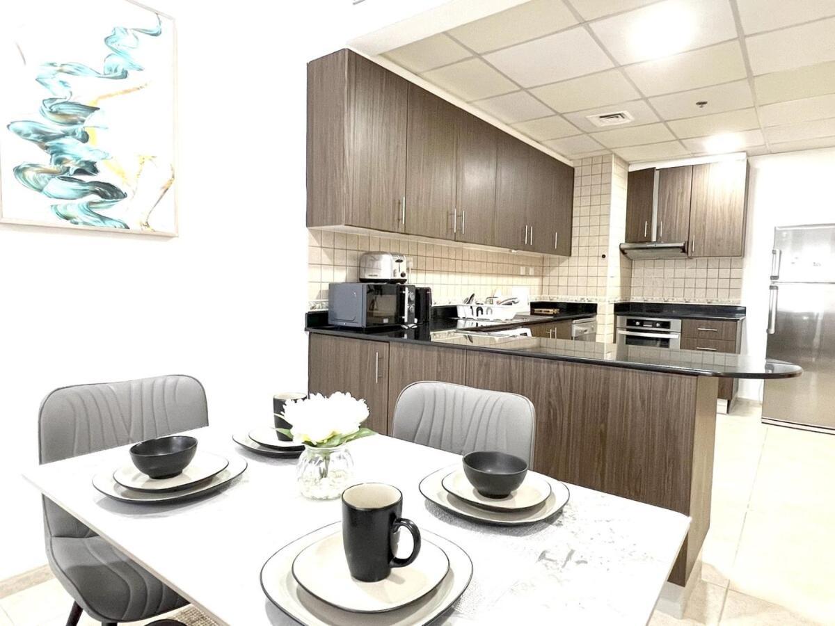 Appartement Sea View 1 Bedroom Flat, Luxury Amenities, Near & Tram With Free Parking In Marina