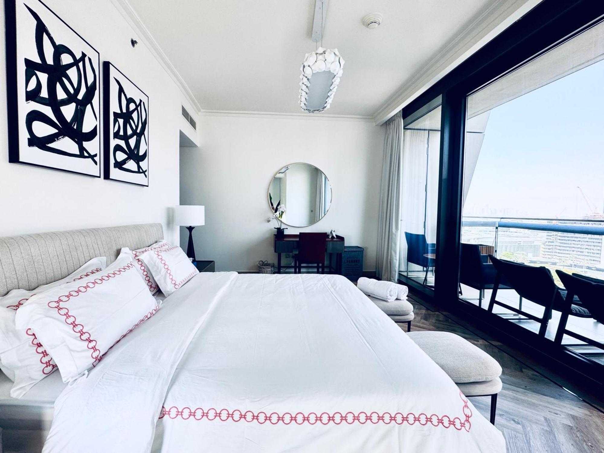 Burj Vista Luxury 2br ,full Burj Khalifa View ,direct Mall & Metro Access * Dubaï