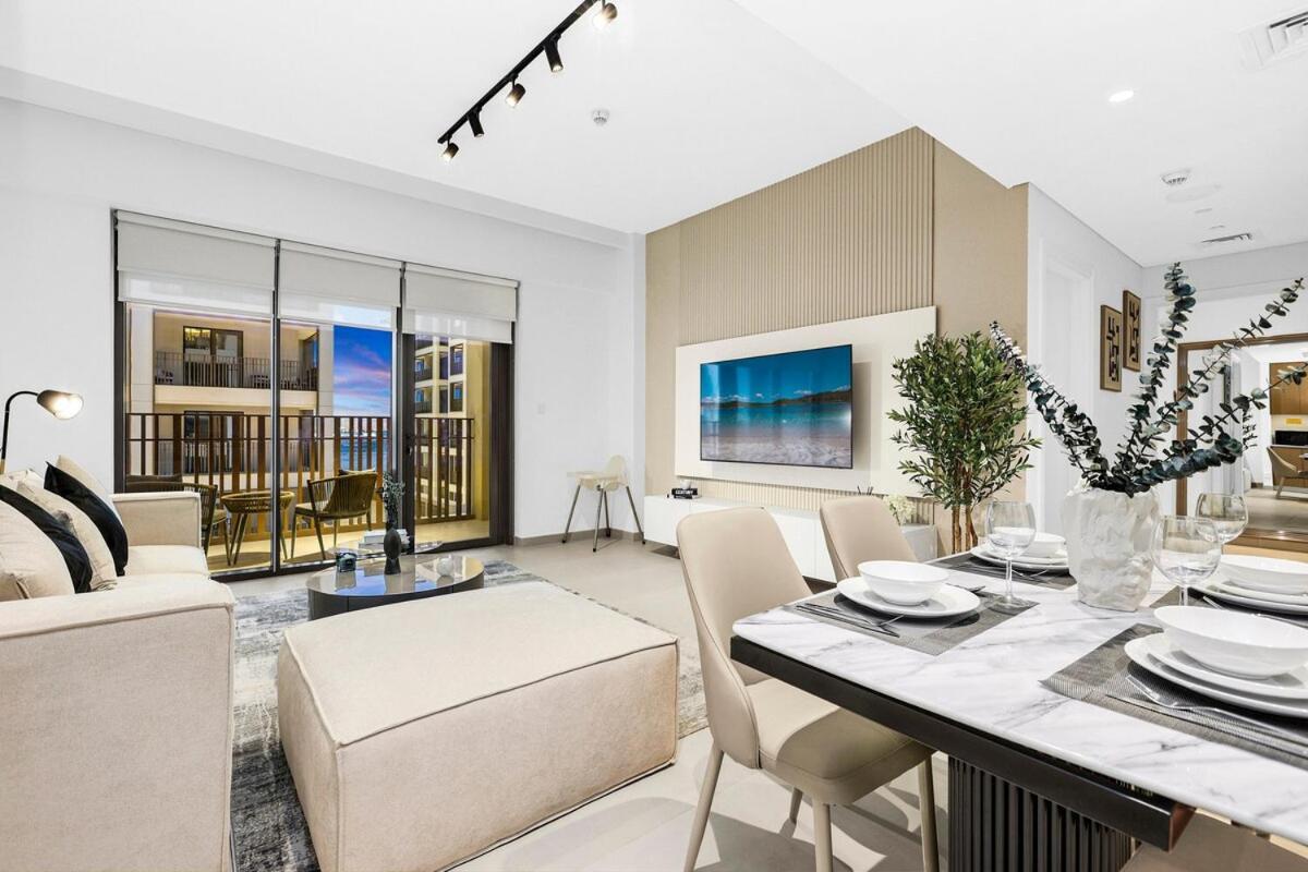 First Class 2br Design Meets Comfort Dubai