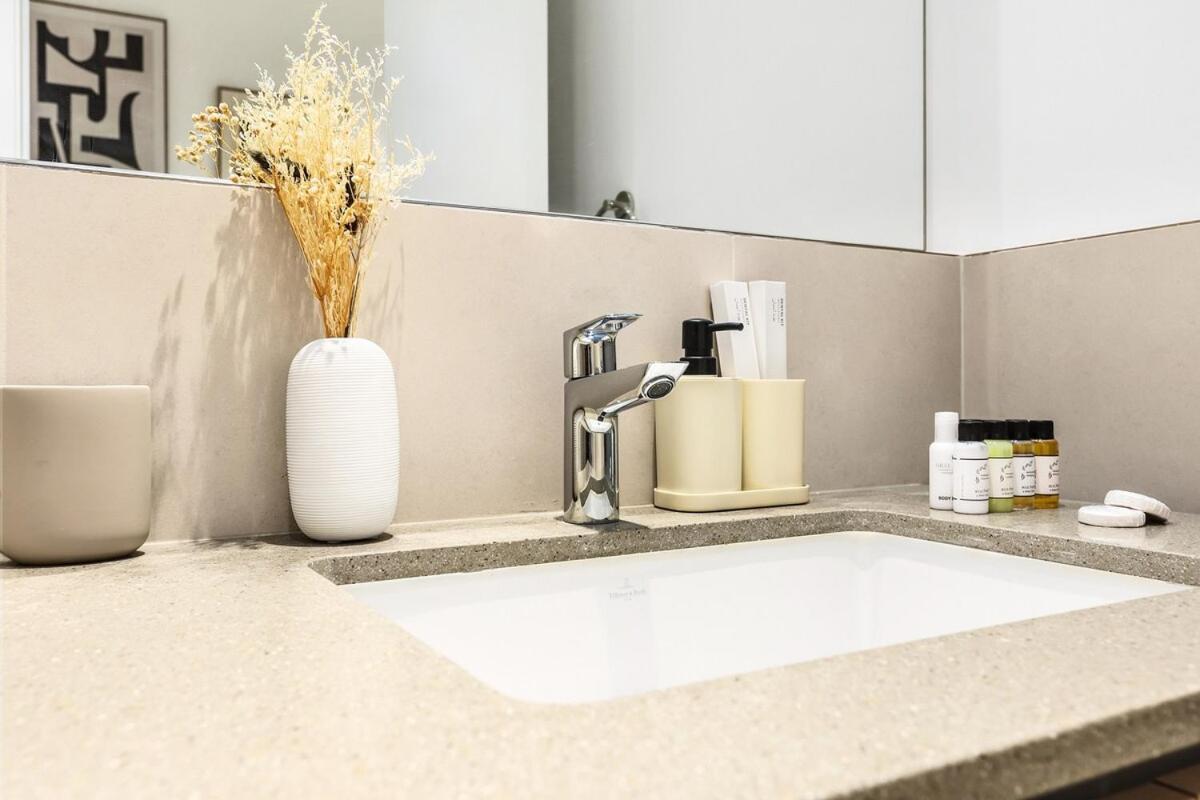 First Class 2br Design Meets Comfort Dubai