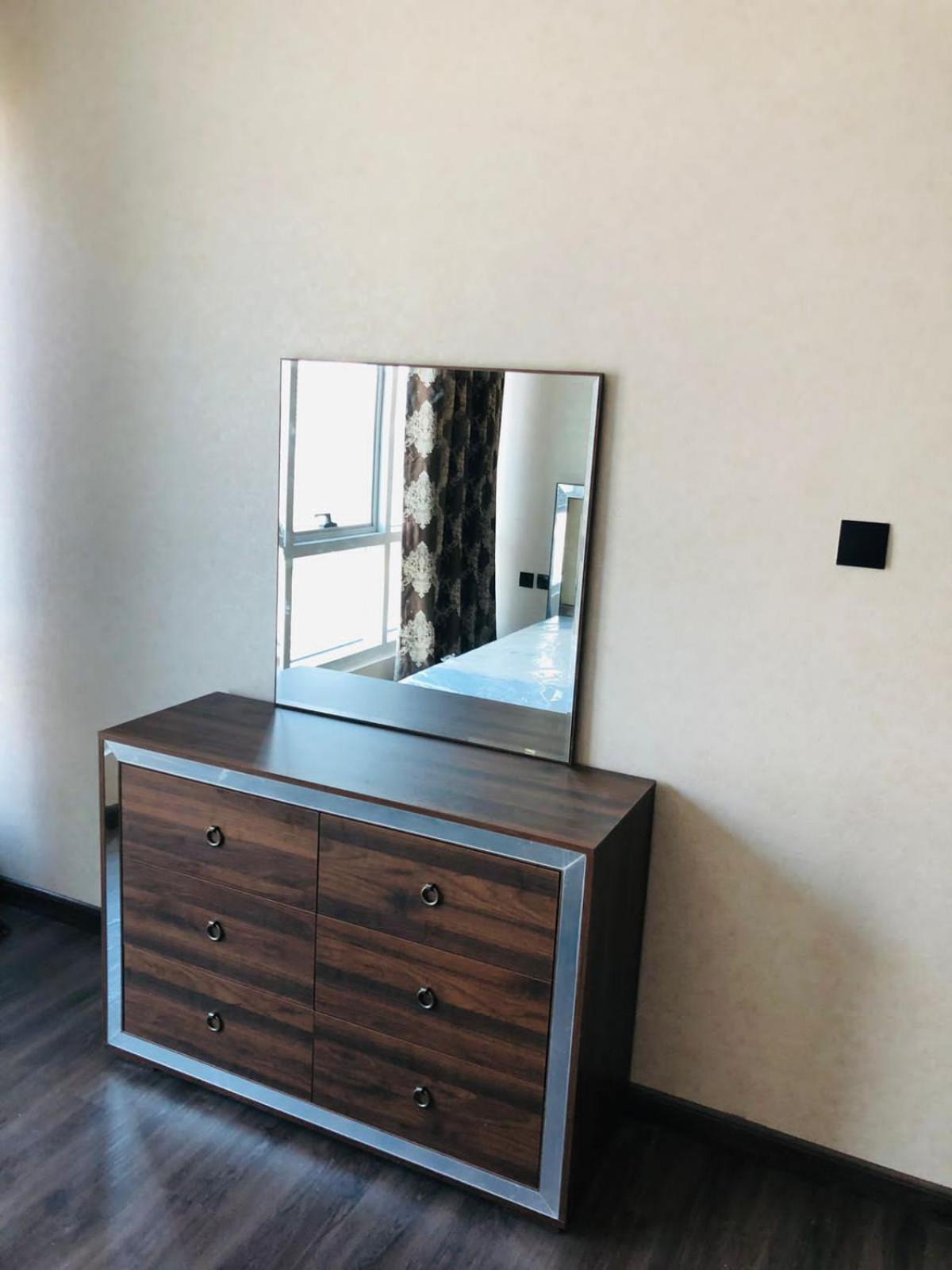 Upgraded In Marina Appartement