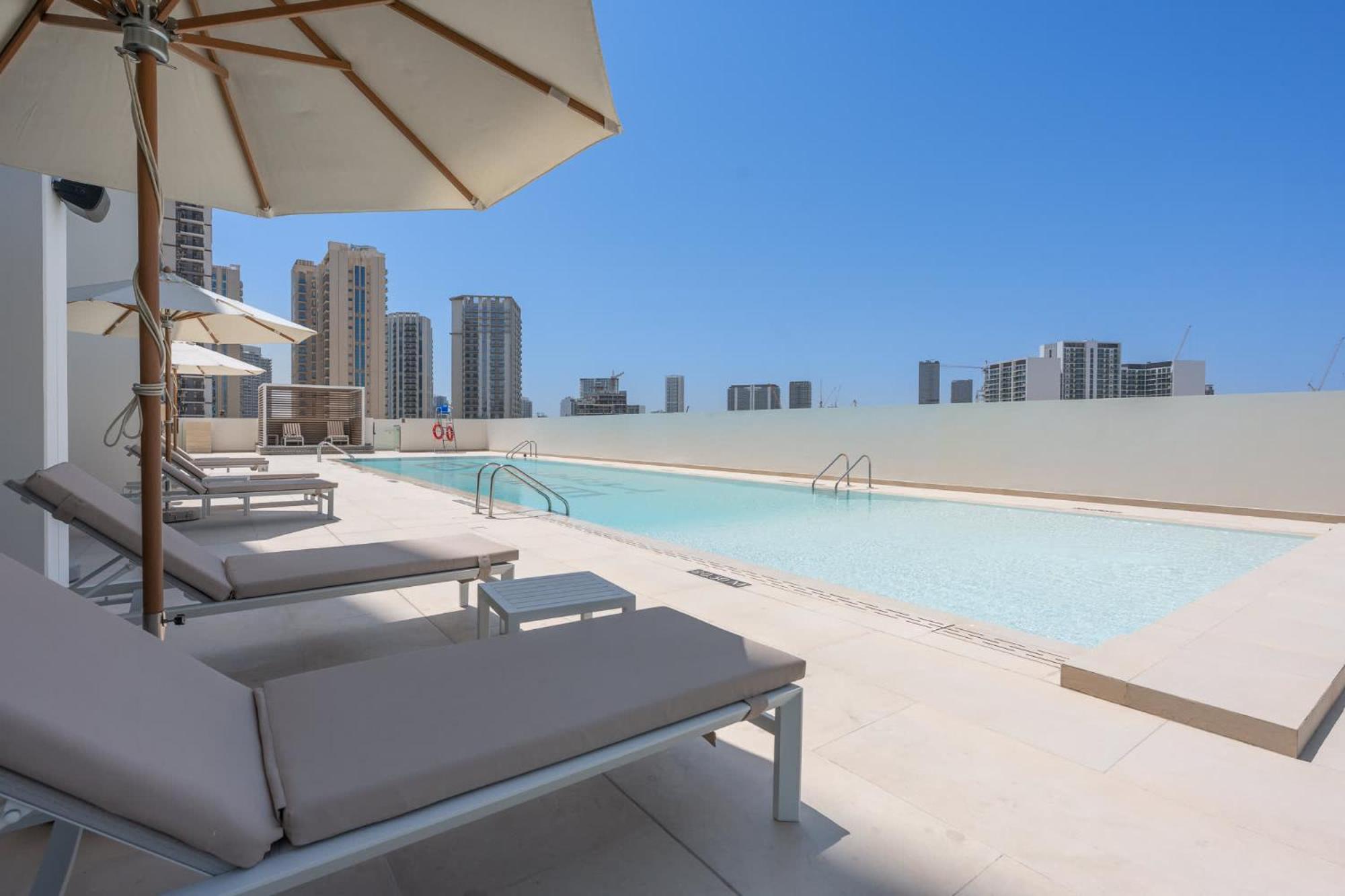 Lejlighed Lavish 1 Bedroom In Binghatti Gardenia That Sleeps 4 Dubai