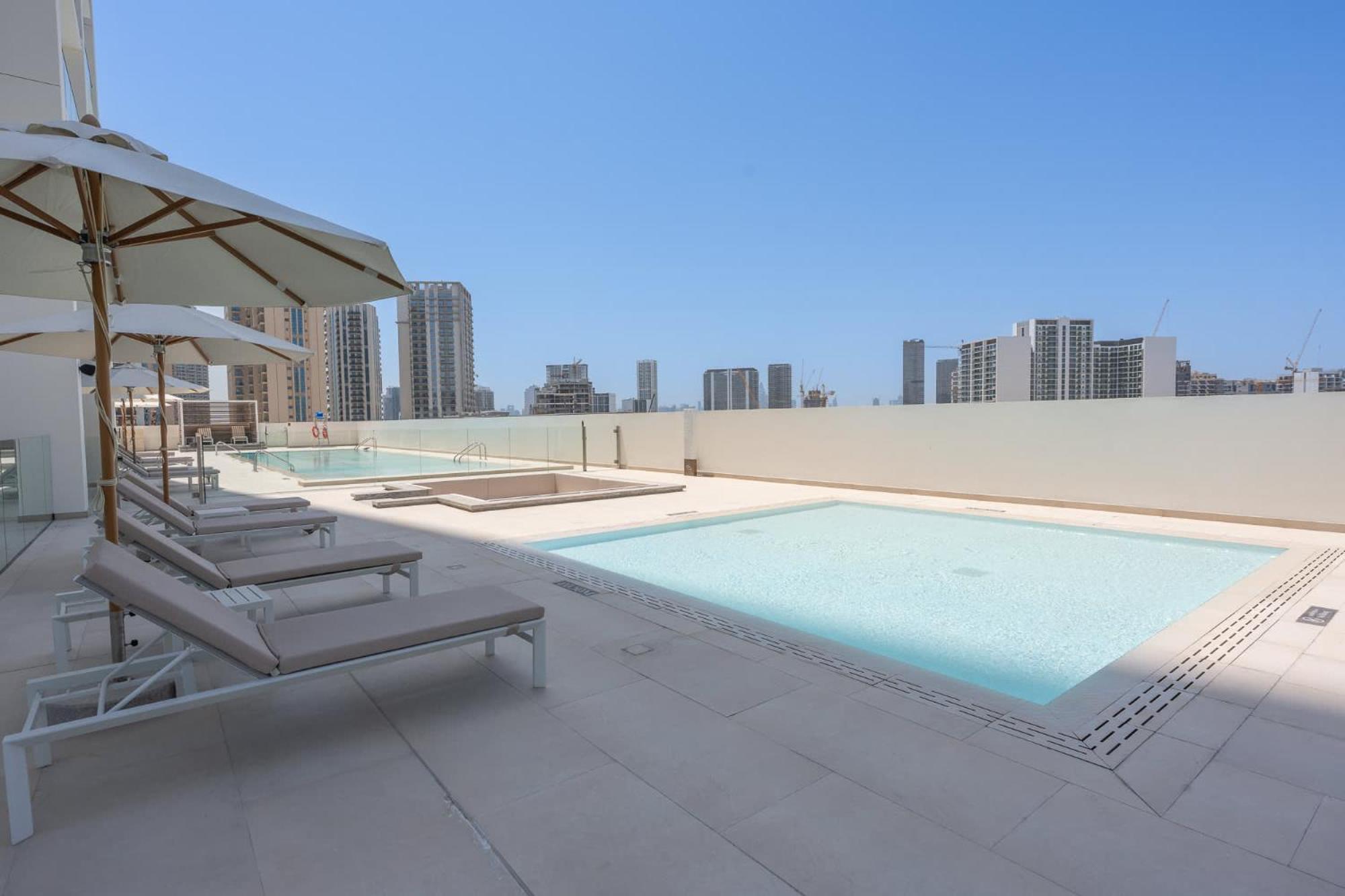 Lavish 1 Bedroom In Binghatti Gardenia That Sleeps 4 *