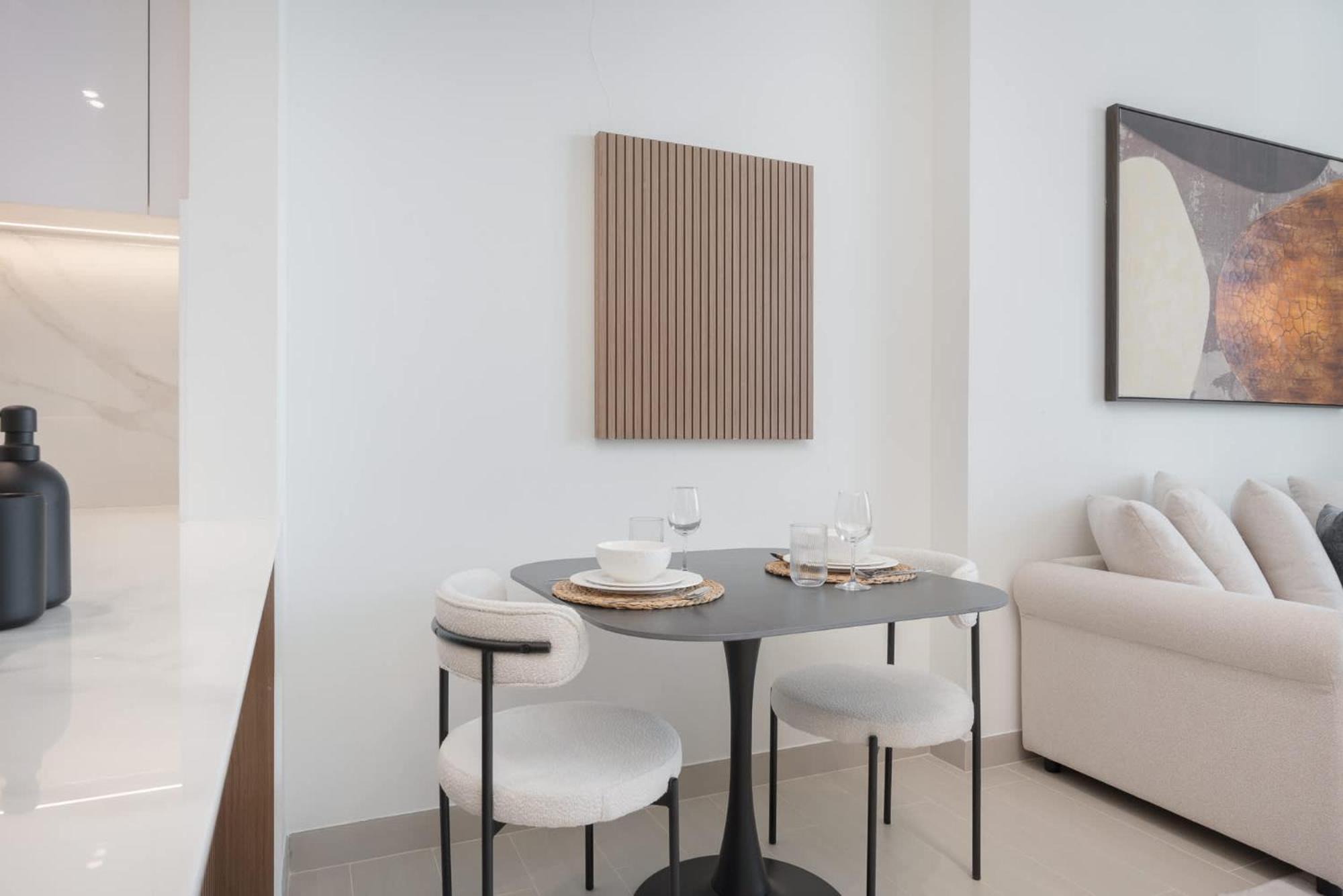 Lavish 1 Bedroom In Binghatti Gardenia That Sleeps 4