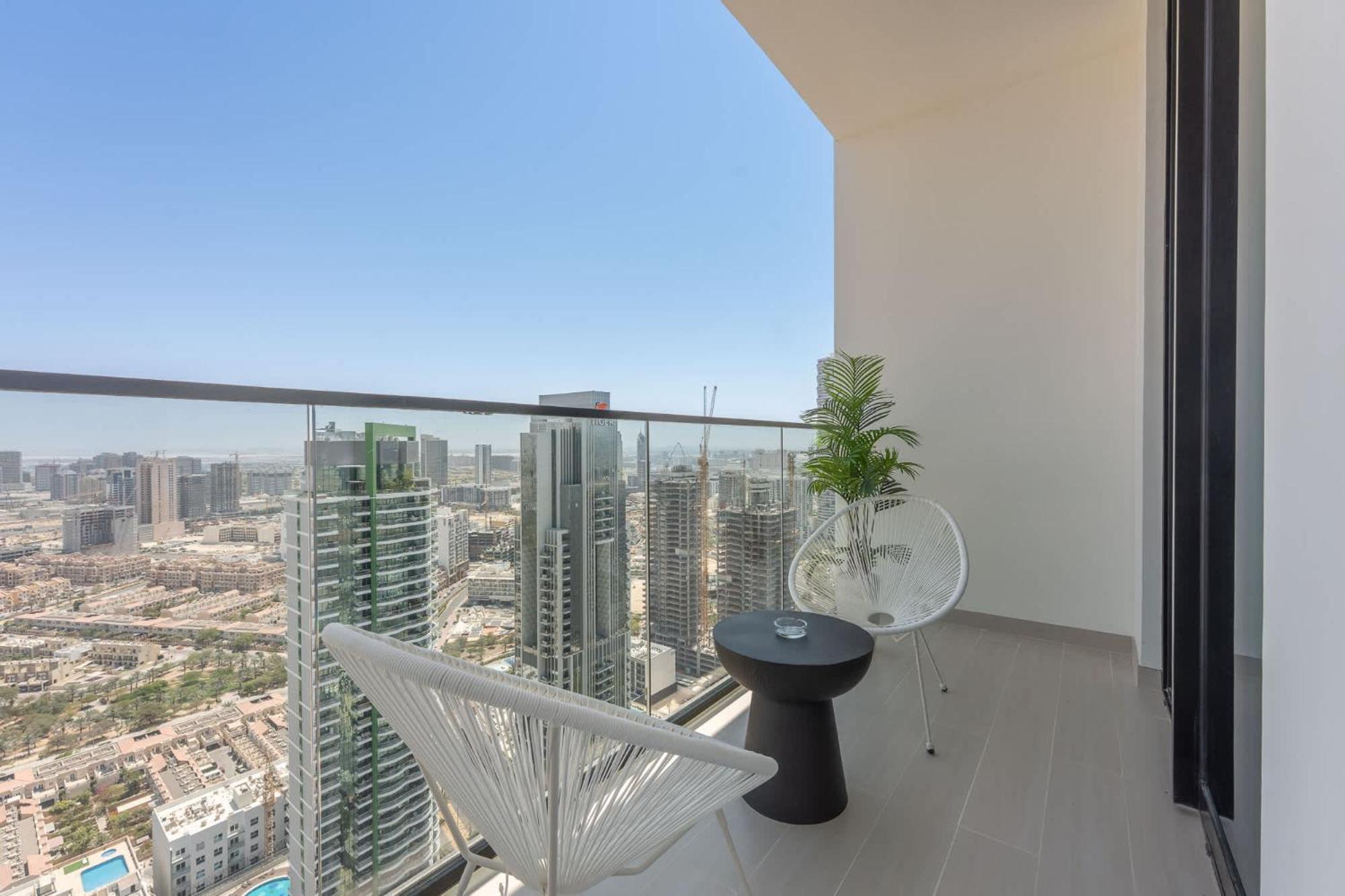 Lavish 1 Bedroom In Binghatti Gardenia That Sleeps 4 Dubaï