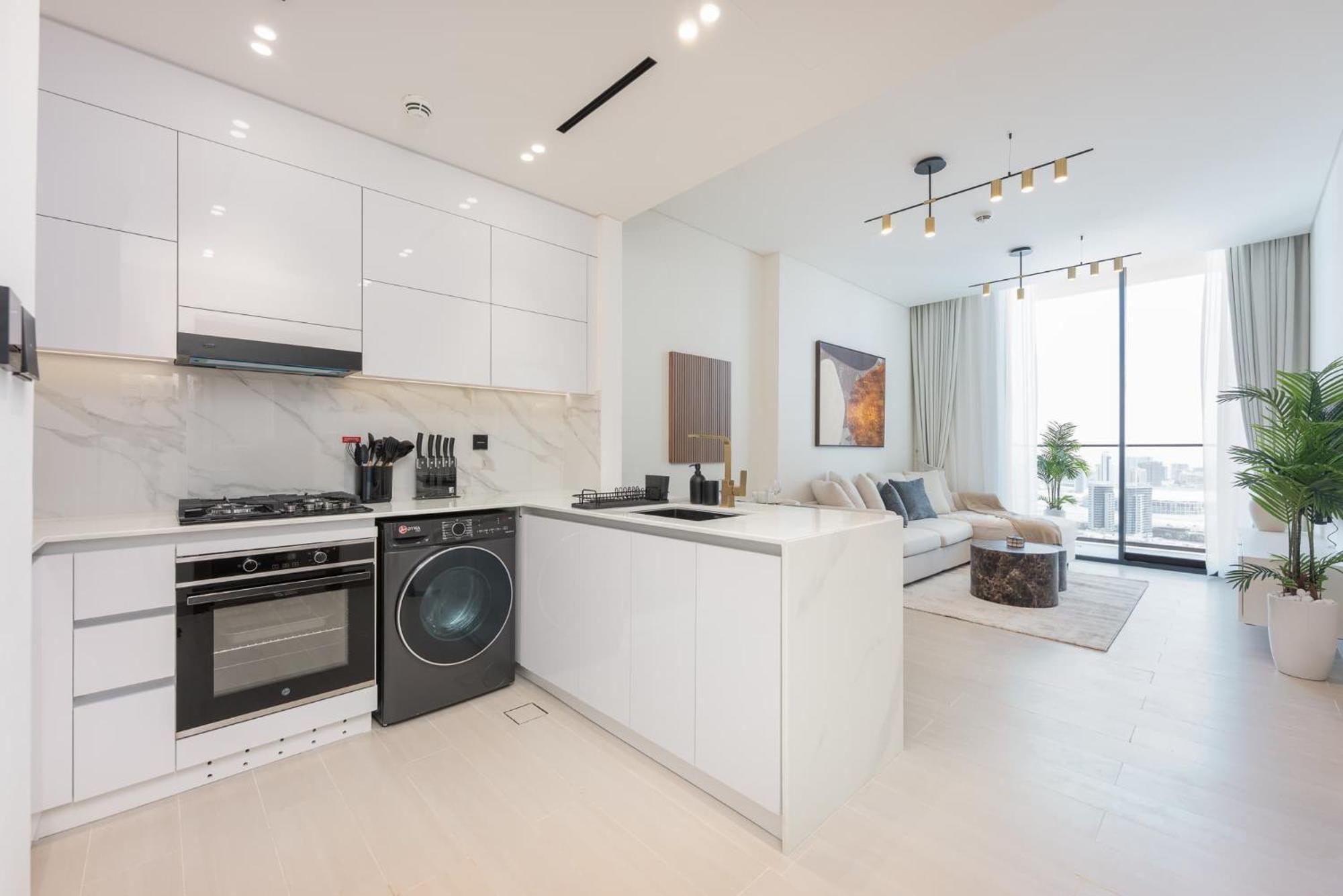 Lavish 1 Bedroom In Binghatti Gardenia That Sleeps 4