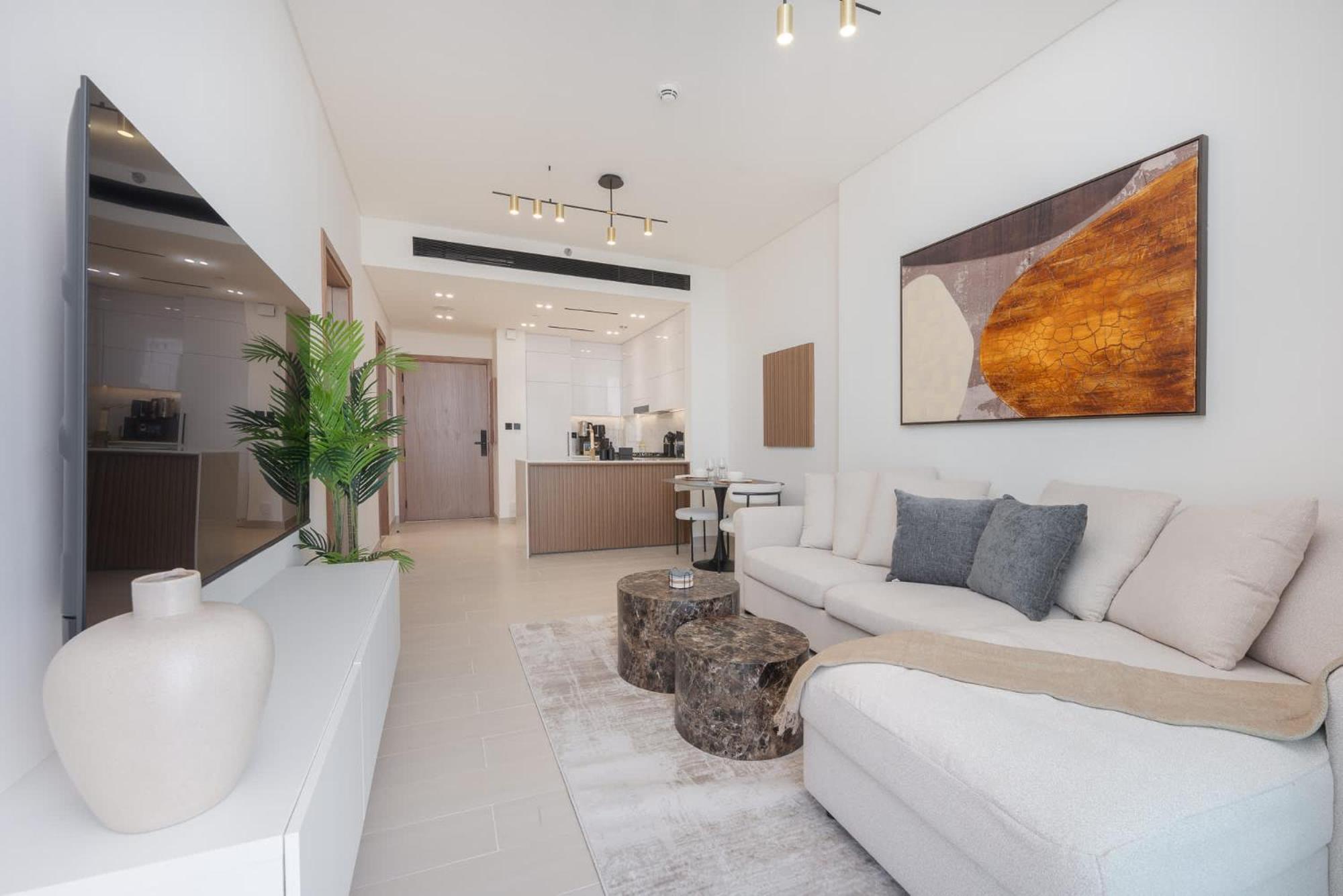 Lavish 1 Bedroom In Binghatti Gardenia That Sleeps 4 Dubai