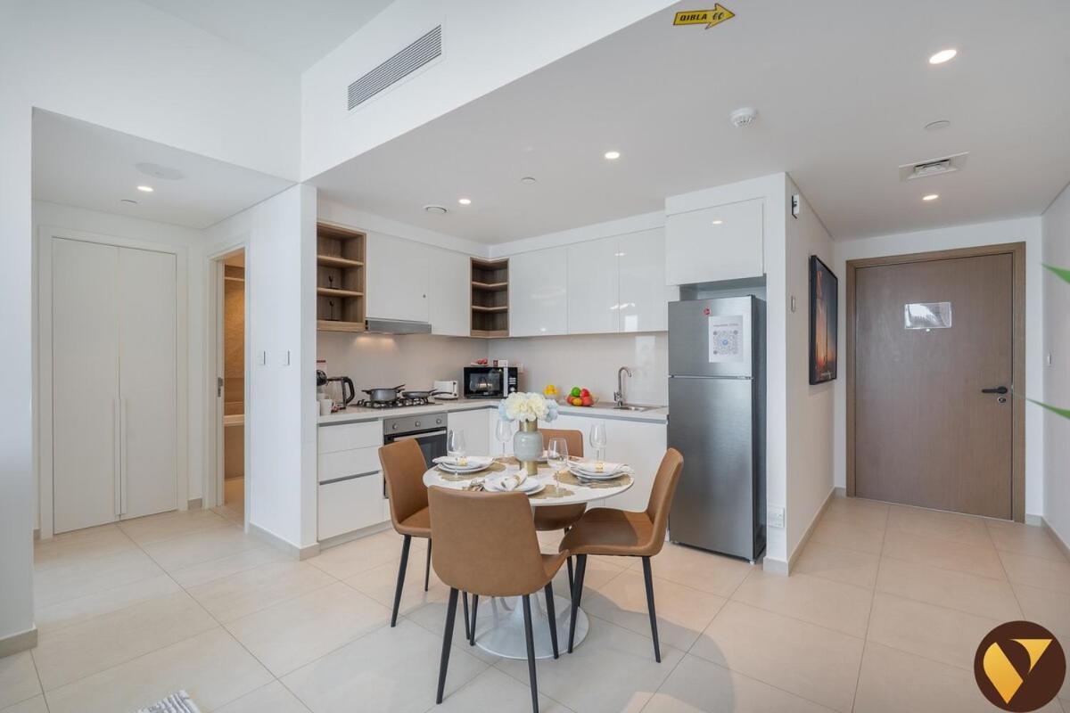 Downtown Views Ii - Vogue One Bedroom With Balcony, 32nd Floor Opposite Mall Skybridge Apartment *