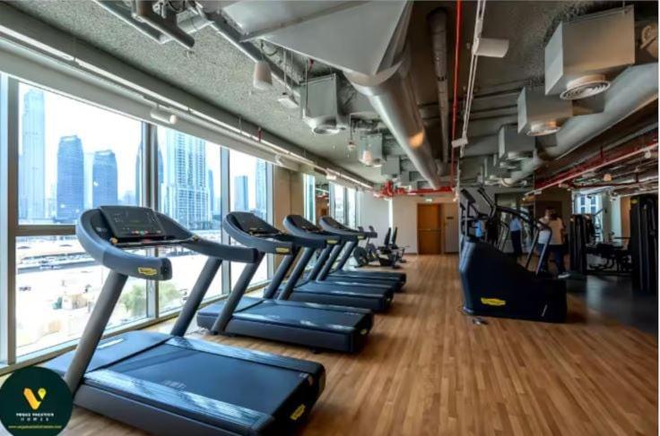 Downtown Views Ii - Vogue One Bedroom With Balcony, 32nd Floor Opposite Mall Skybridge