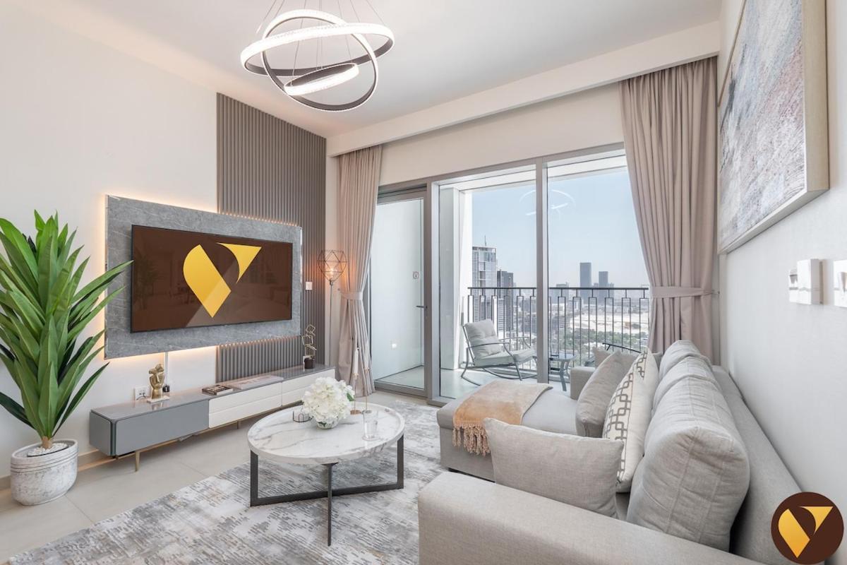 Downtown Views Ii - Vogue One Bedroom With Balcony, 32nd Floor Opposite Mall Skybridge