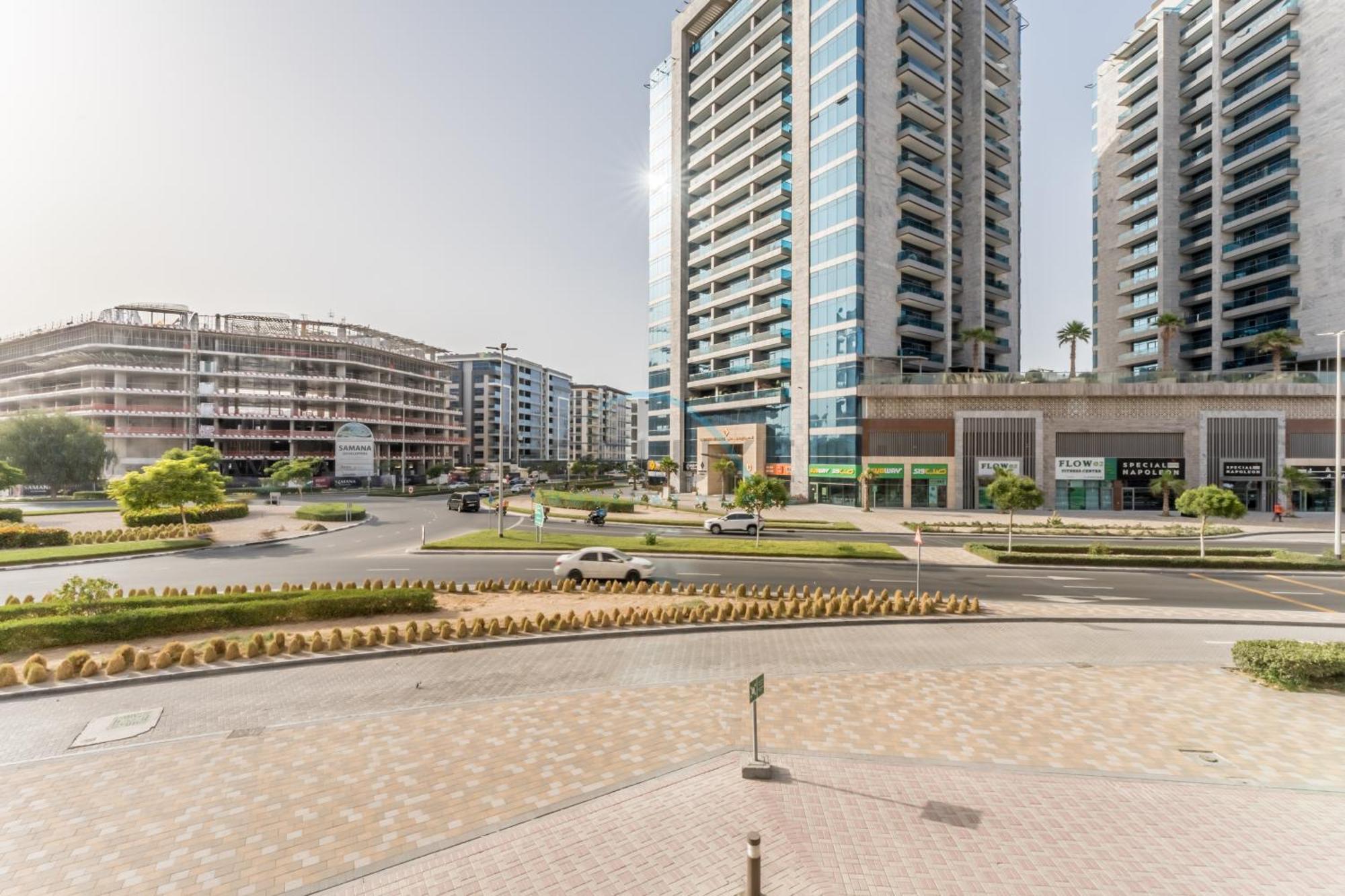 With Balcony & View, Walk To Miracle Garden, Short Drive To Moe, Lincoln Park B, Arjan By Deluxe Homes Dubaï