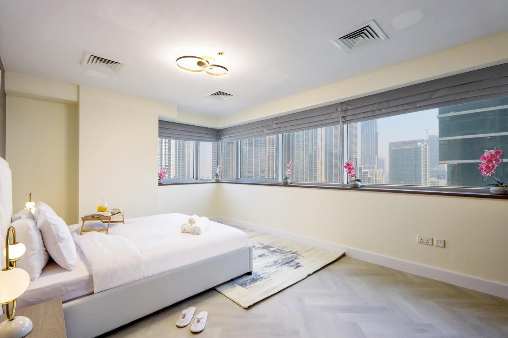 Livbnb - Burj Khalifa View 2br Spacious *