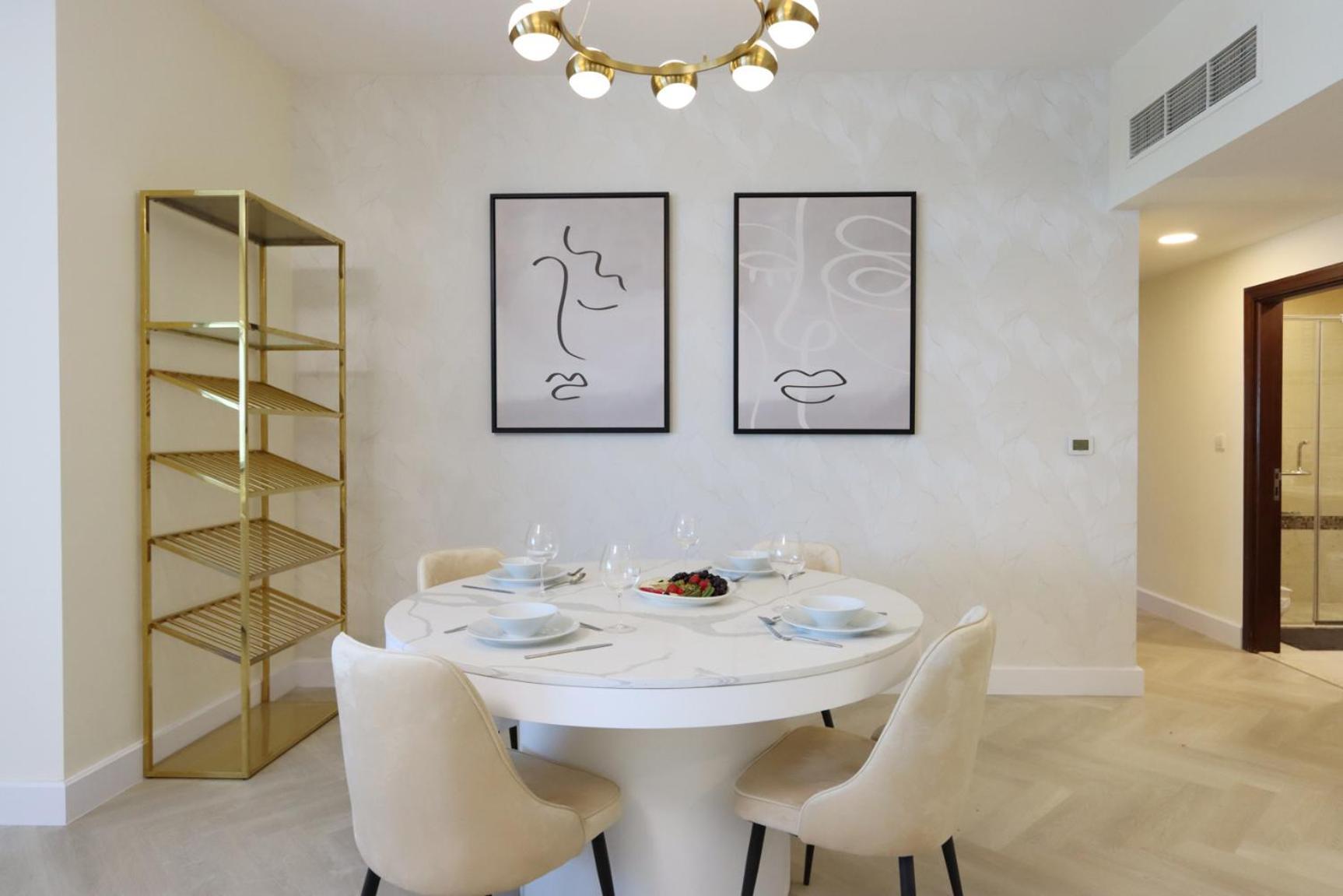 Livbnb - Burj Khalifa View 2br Spacious *