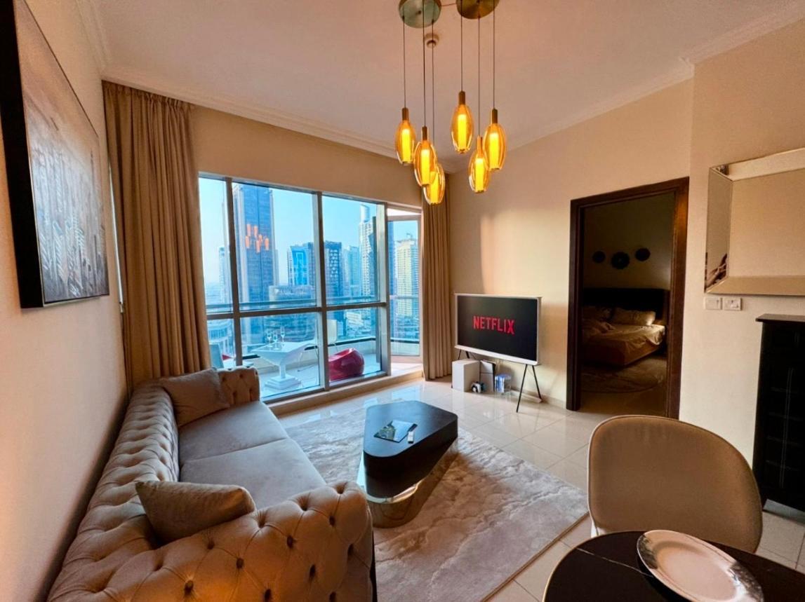 Intercontinental Marina Full Marina View With Balcony, Marina Mall, Large 1 Bedroom Apartment, Kitchen, 2 Toilets, 1 Parking, Swimming Pool And Gym Free Access, Paid Breakfast Appartement